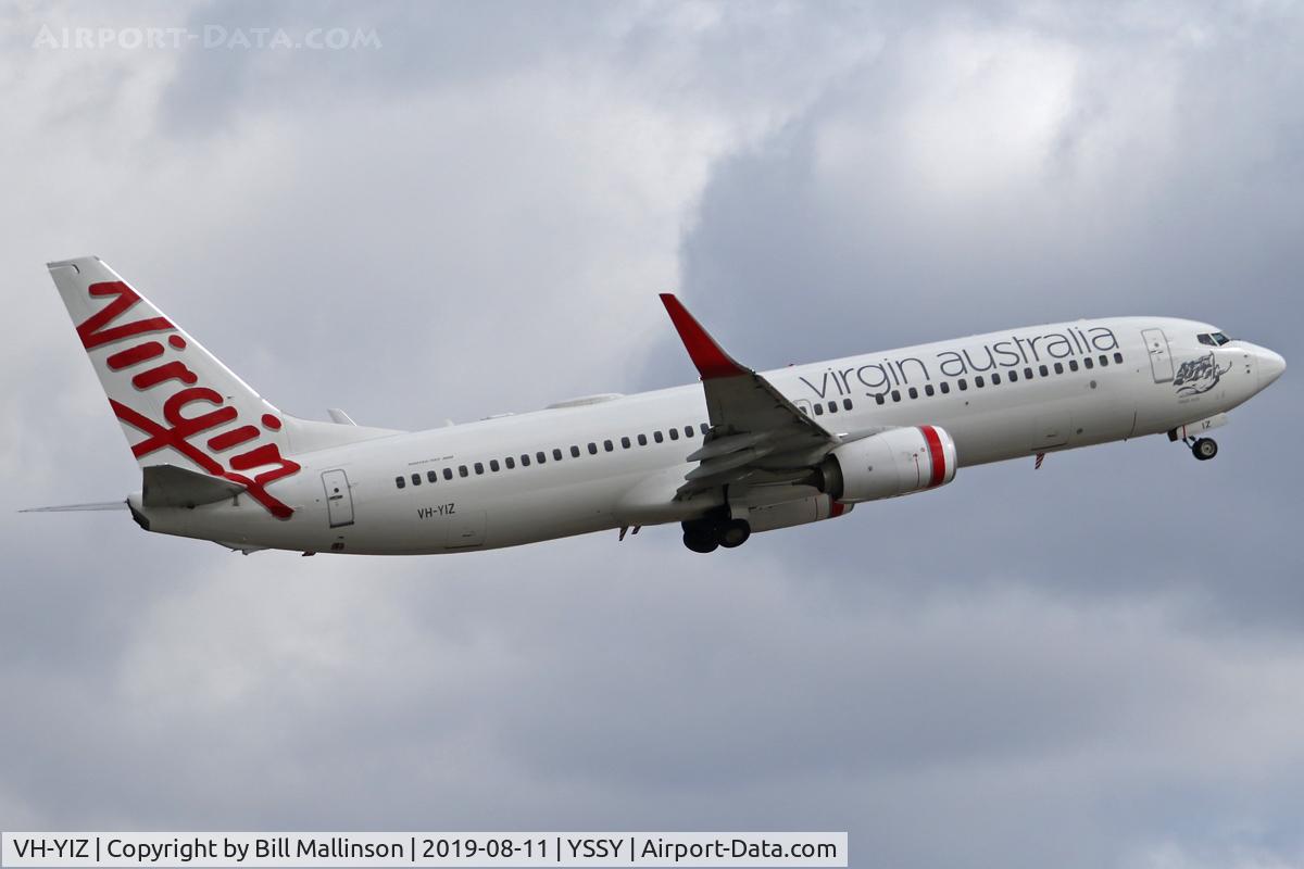 VH-YIZ, 2014 Boeing 737-8FE C/N 40702, OFF FROM 3-4L