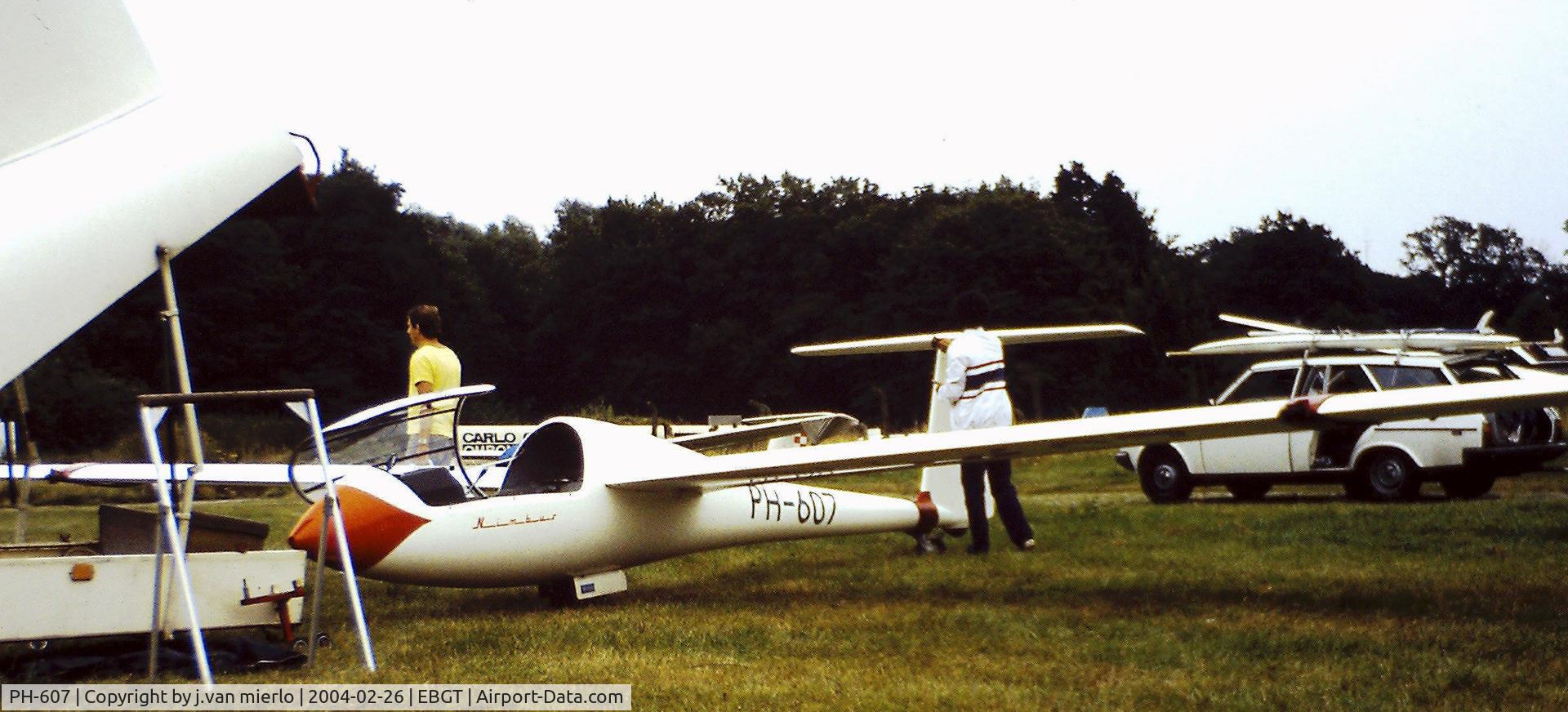 PH-607, Schempp-Hirth Mini-Nimbus B C/N 63, Ghent, Belgium