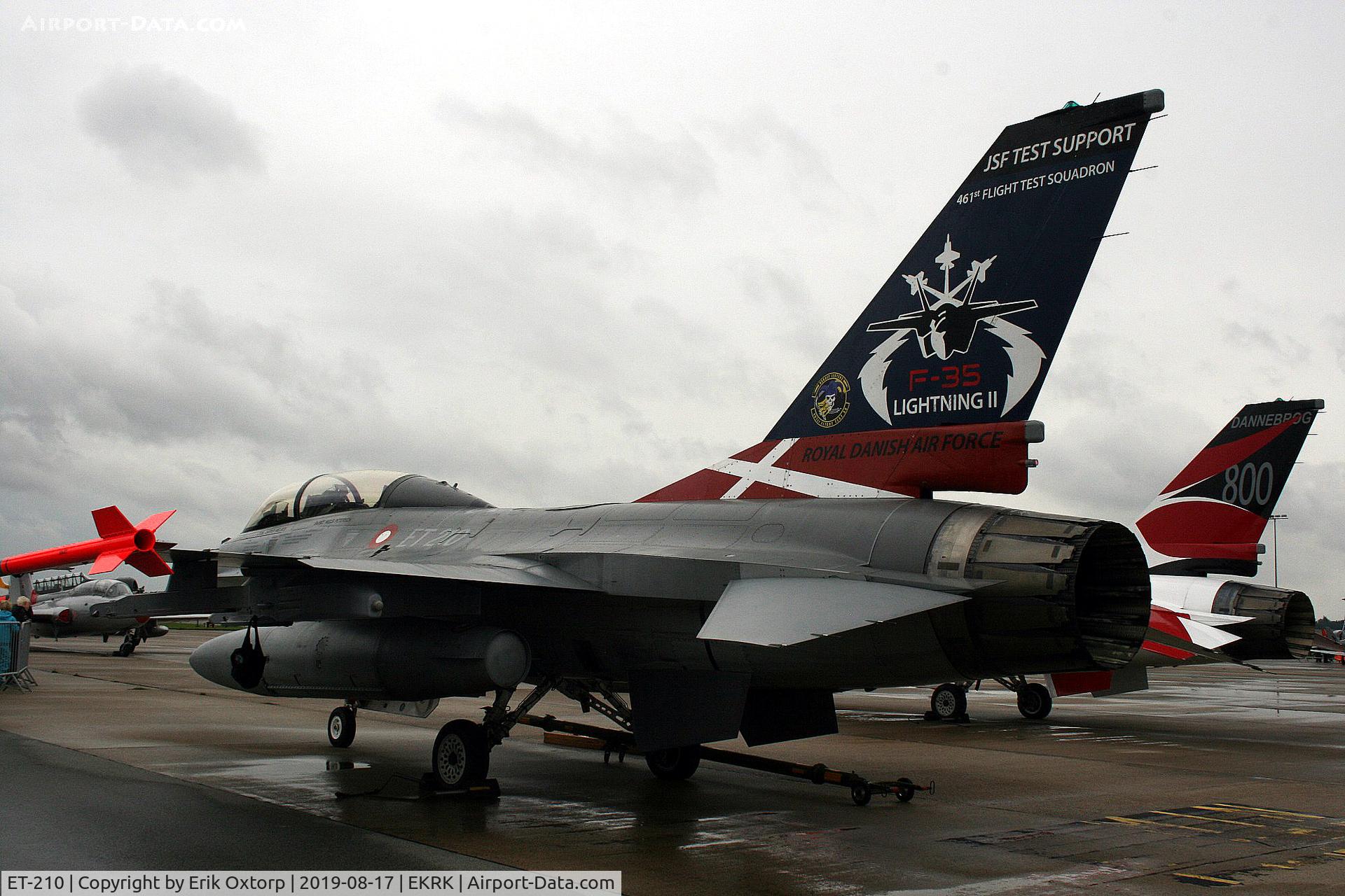 ET-210, 1981 SABCA F-16B Fighting Falcon C/N 6G-7, Roskilde Air Show