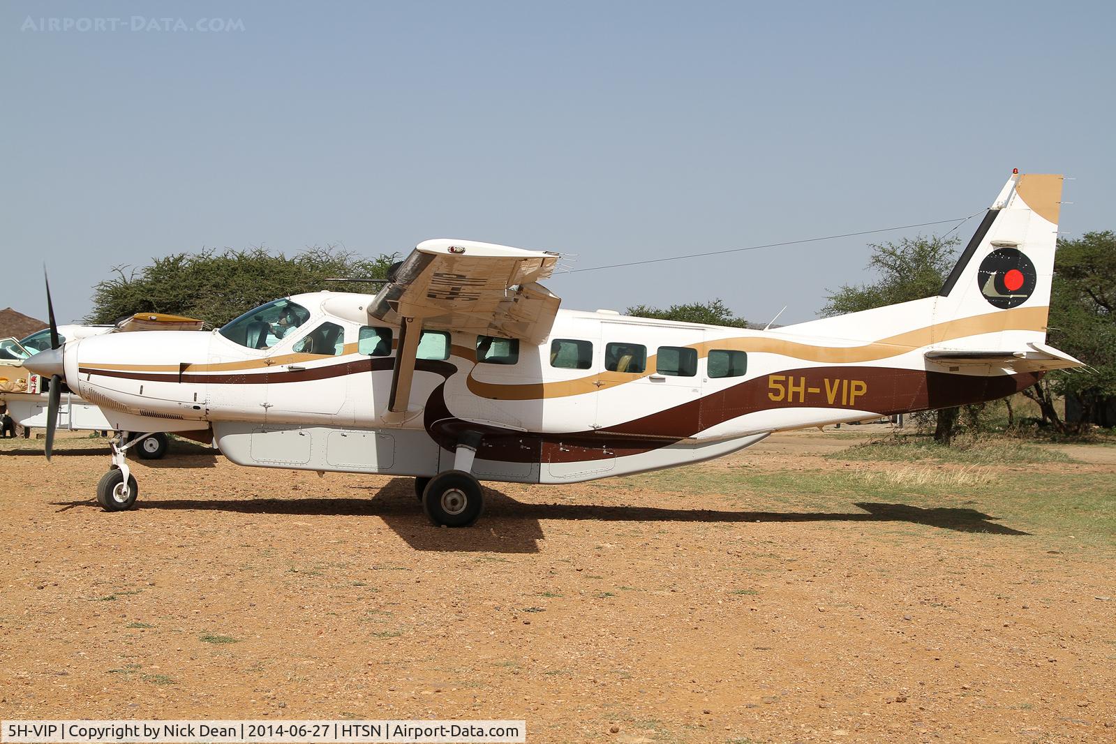 5H-VIP, 1998 Cessna 208B Grand Caravan C/N 208B-0714, Seronera