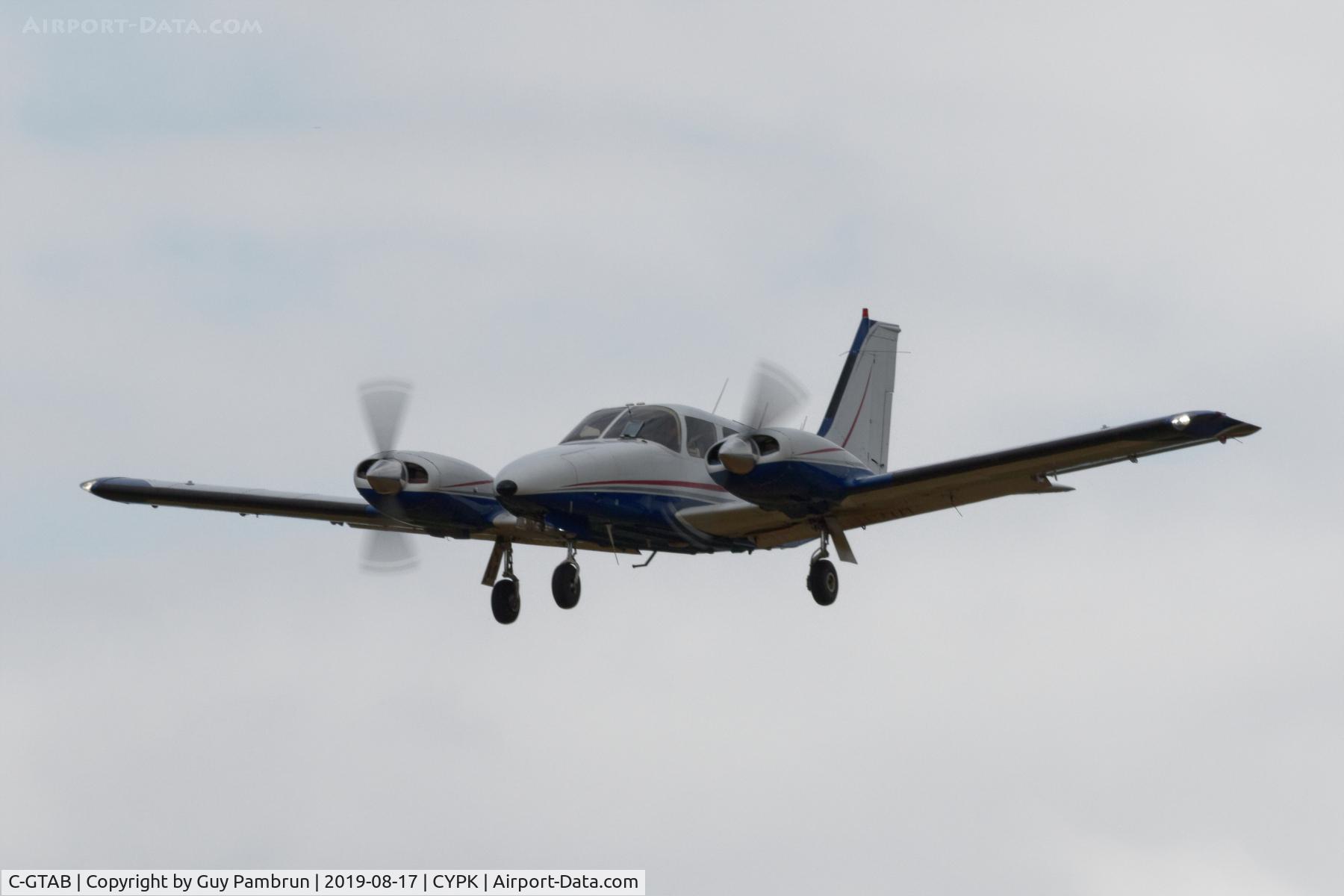 C-GTAB, 1978 Piper PA-34-200T C/N 34-7870013, Landing