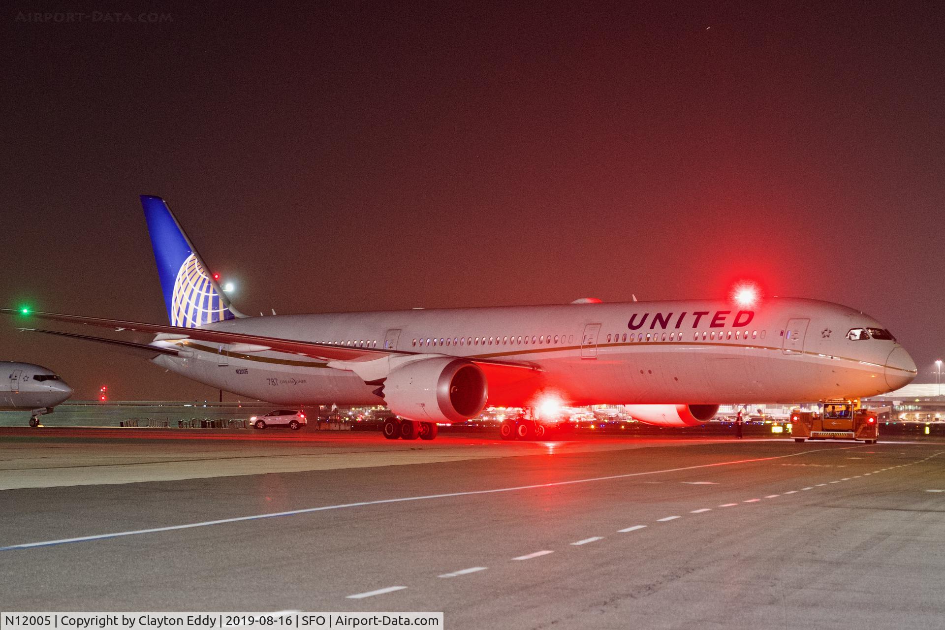 N12005, 2019 Boeing 787-10 Dreamliner Dreamliner C/N 40937, SFO 2019.