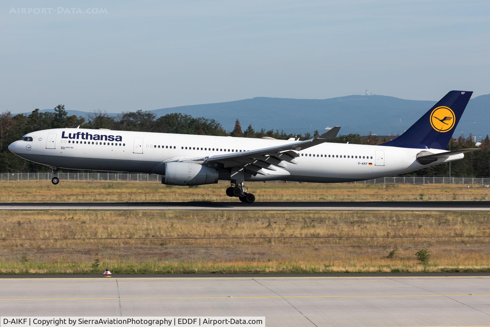 D-AIKF, 2004 Airbus A330-343X C/N 642, Lufthansa