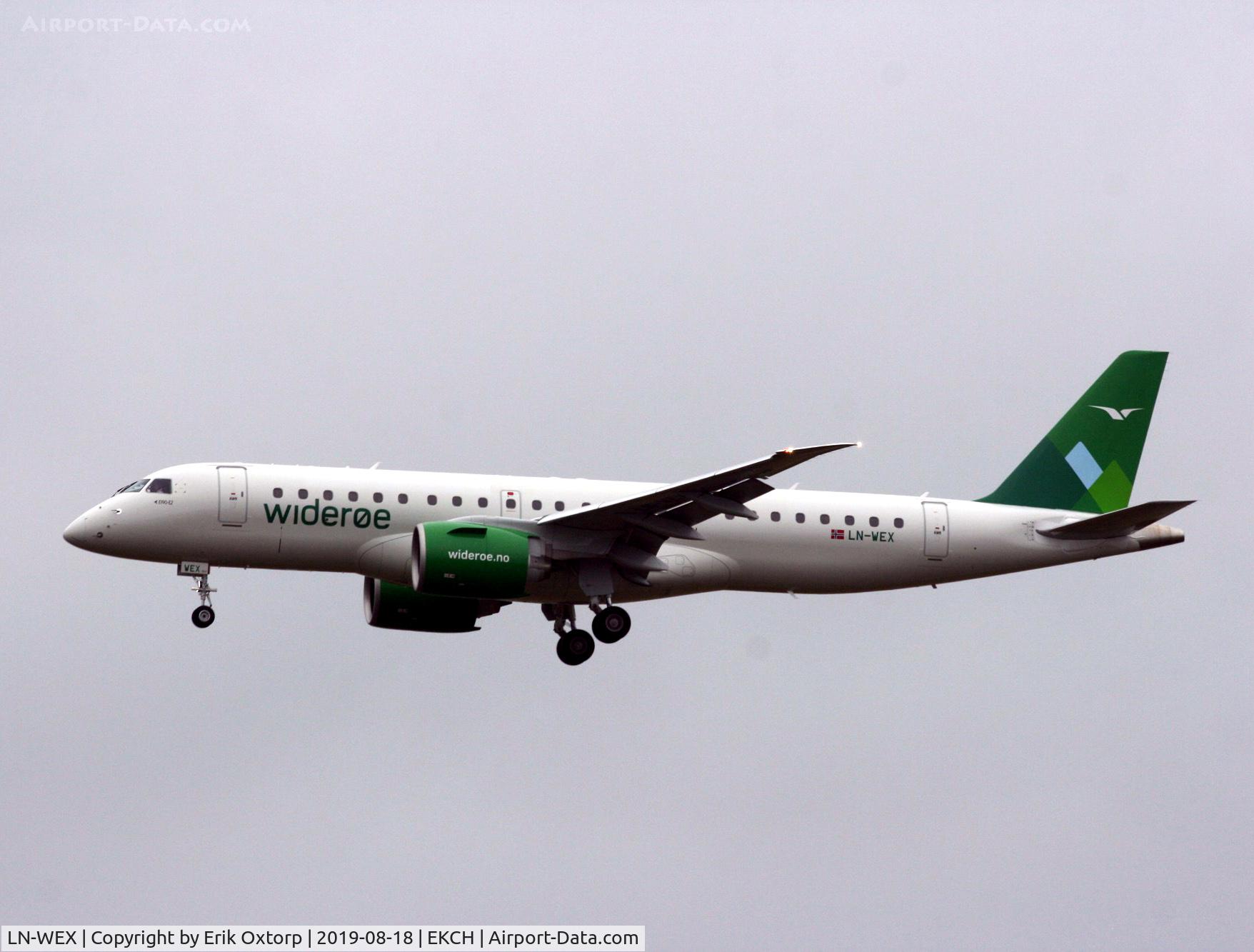 LN-WEX, 2018 Embraer 190-E2 (ERJ-190-300) C/N 19020015, LN-WEX landing rw 22L