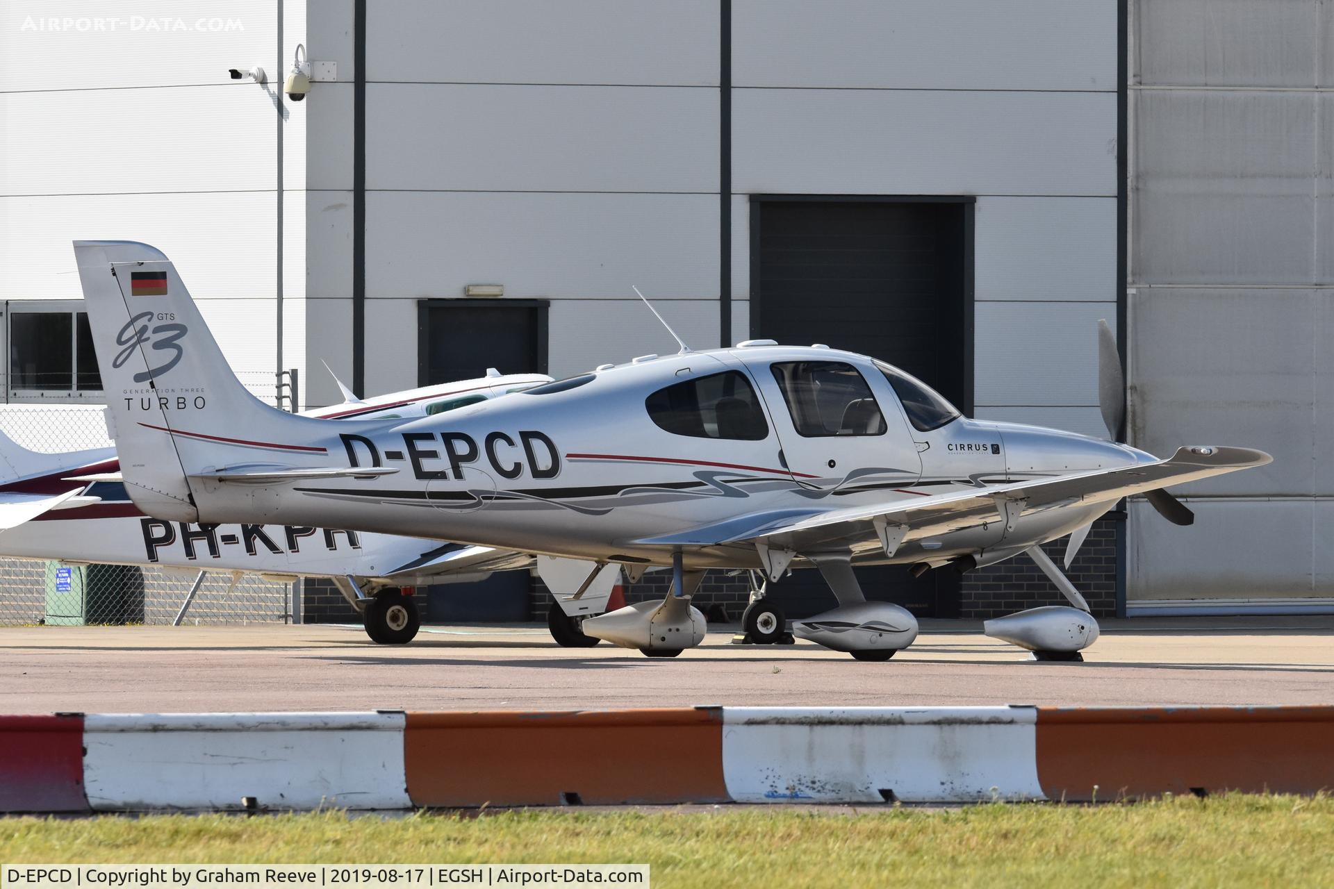 D-EPCD, 2007 Cirrus SR22 G3 GTS Turbo C/N 2744, Parked at Norwich.