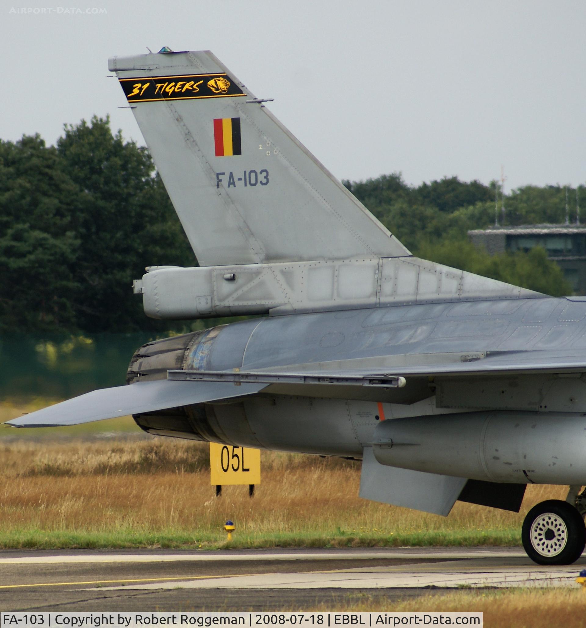 FA-103, SABCA F-16AM Fighting Falcon C/N 6H-103, OPEN DAY.31 SQD TIGERS TAILBAND.