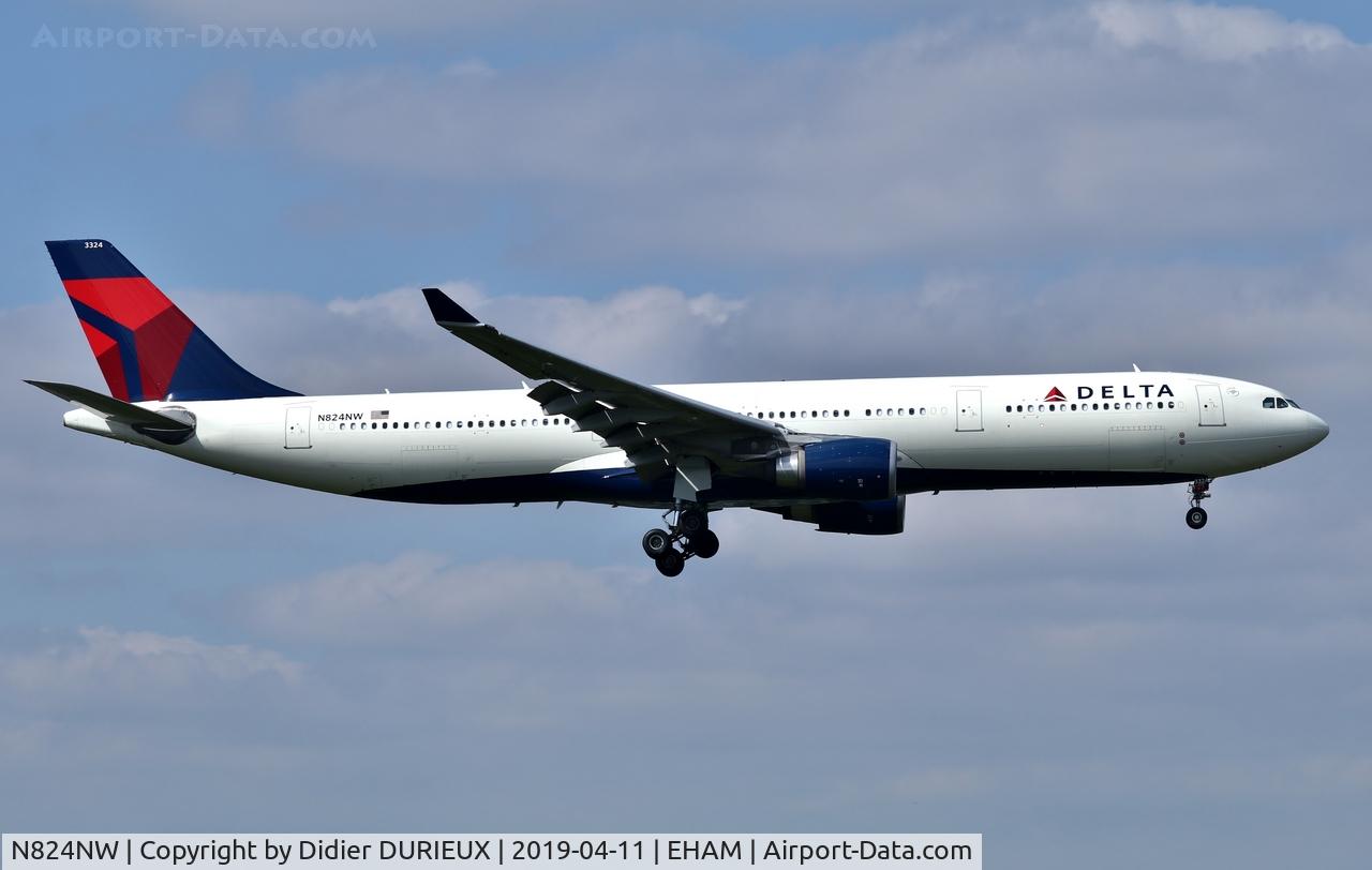 N824NW, 2015 Airbus A330-302 C/N 1637, Airbus A330-302 Delta Airlines N824NW