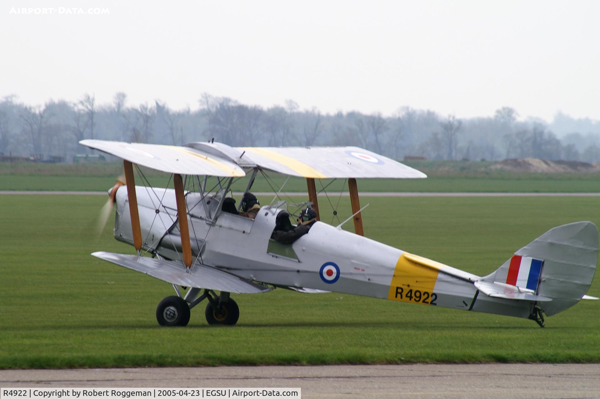 R4922, 1940 De Havilland DH-82A Tiger Moth II C/N 82845, G-APAO.