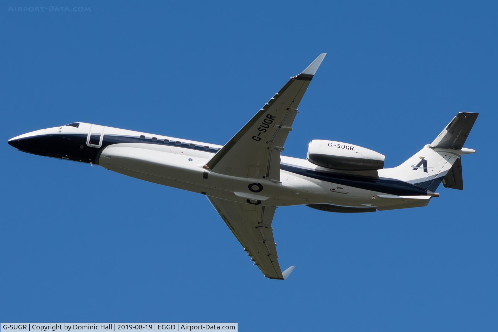 G-SUGR, 2014 Embraer EMB-135BJ Legacy 650 C/N 14501199, Departing RWY 27