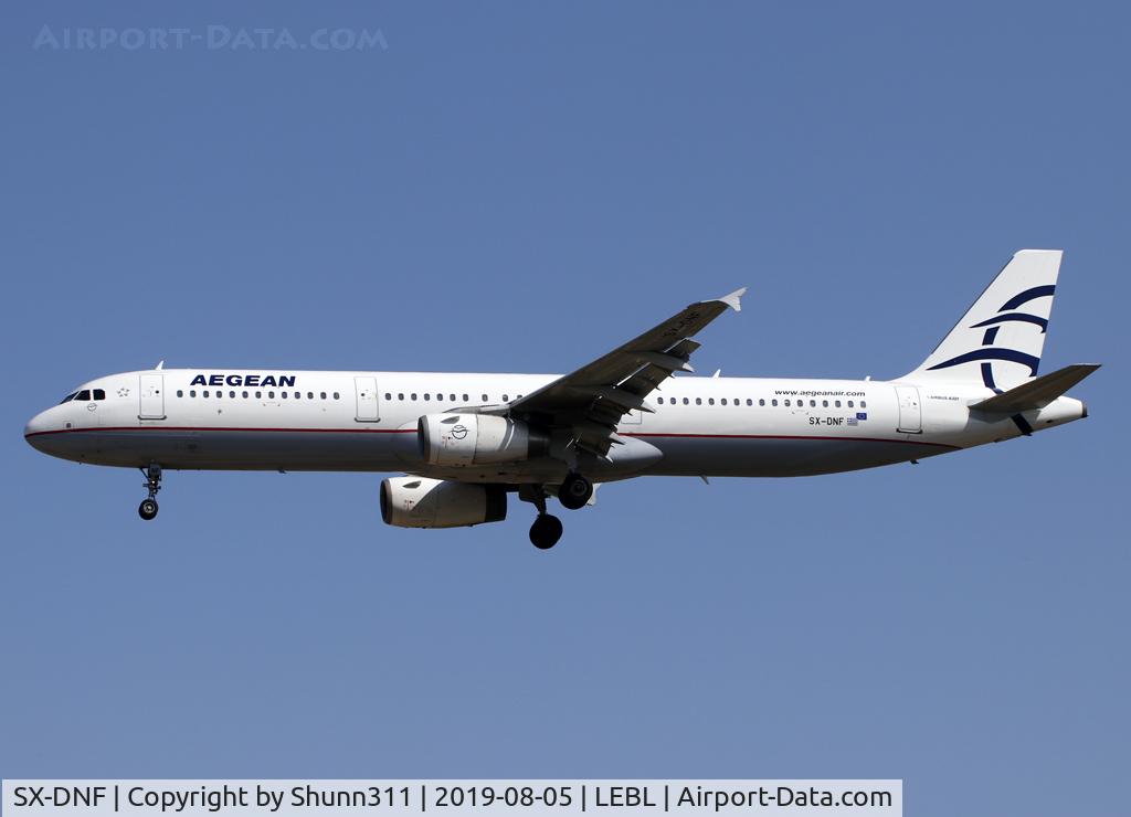 SX-DNF, 2005 Airbus A321-231 C/N 2553, Landing rwy 25R