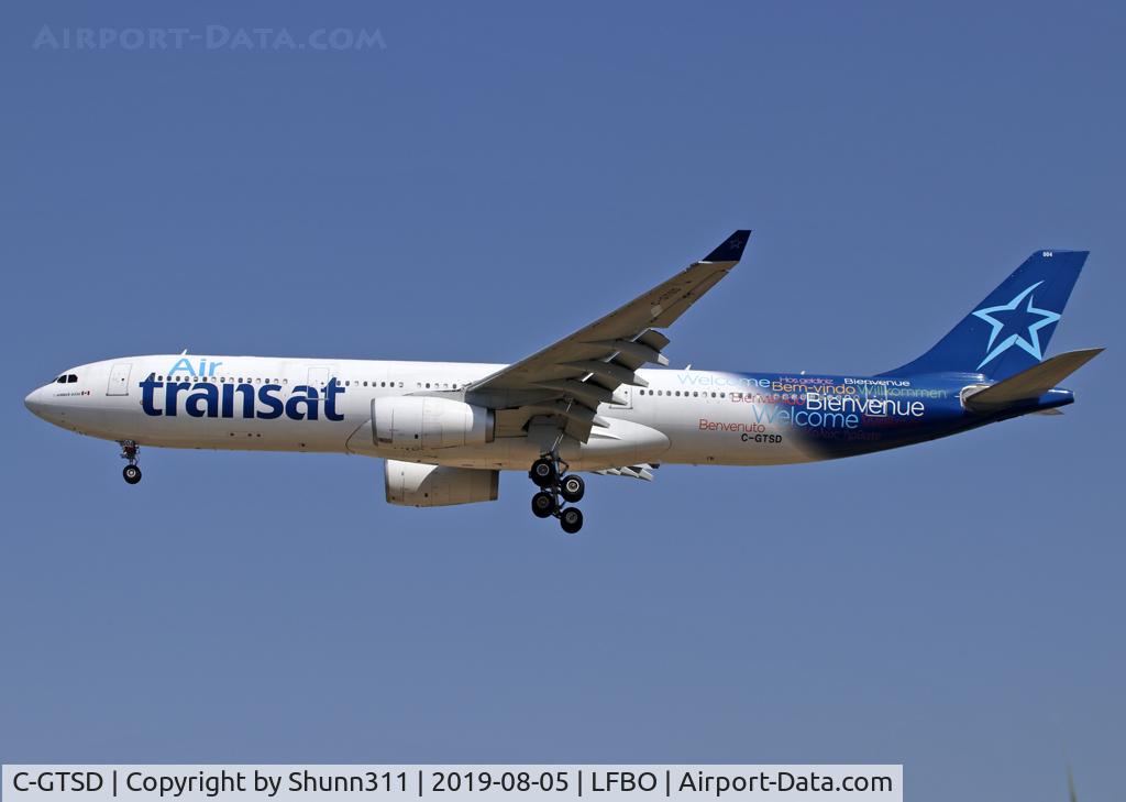 C-GTSD, 2001 Airbus A330-343X C/N 407, Landing rwy 25R