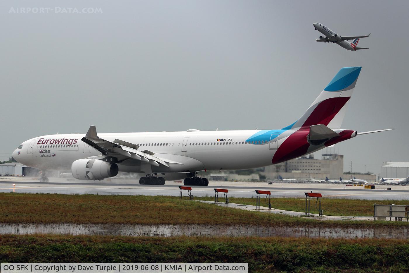 OO-SFK, 2004 Airbus A330-343X C/N 570, No comment.