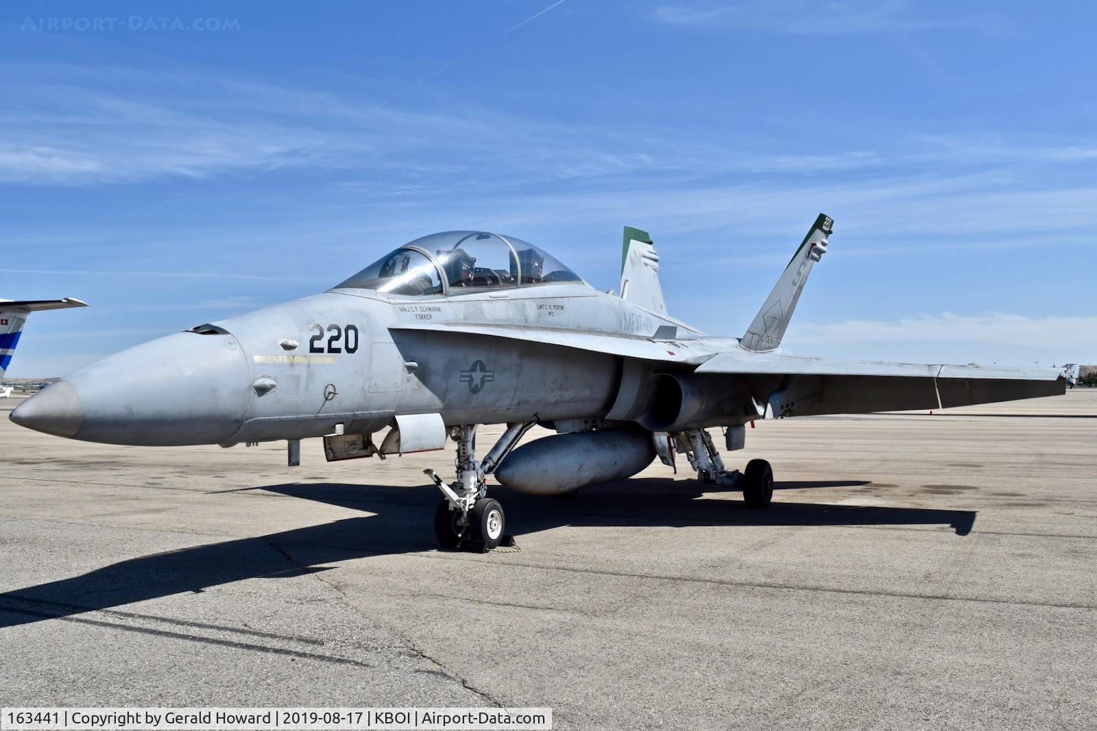 163441, 1987 McDonnell Douglas F/A-18D Hornet C/N 0644/D003, (SH-220), VMFAT-101 