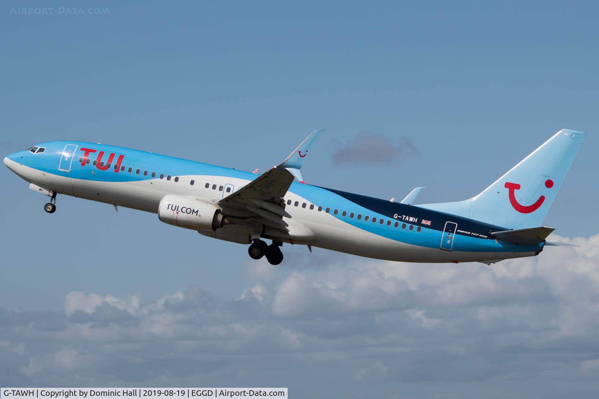 G-TAWH, 2012 Boeing 737-8K5 C/N 38107, Departing RWY 27