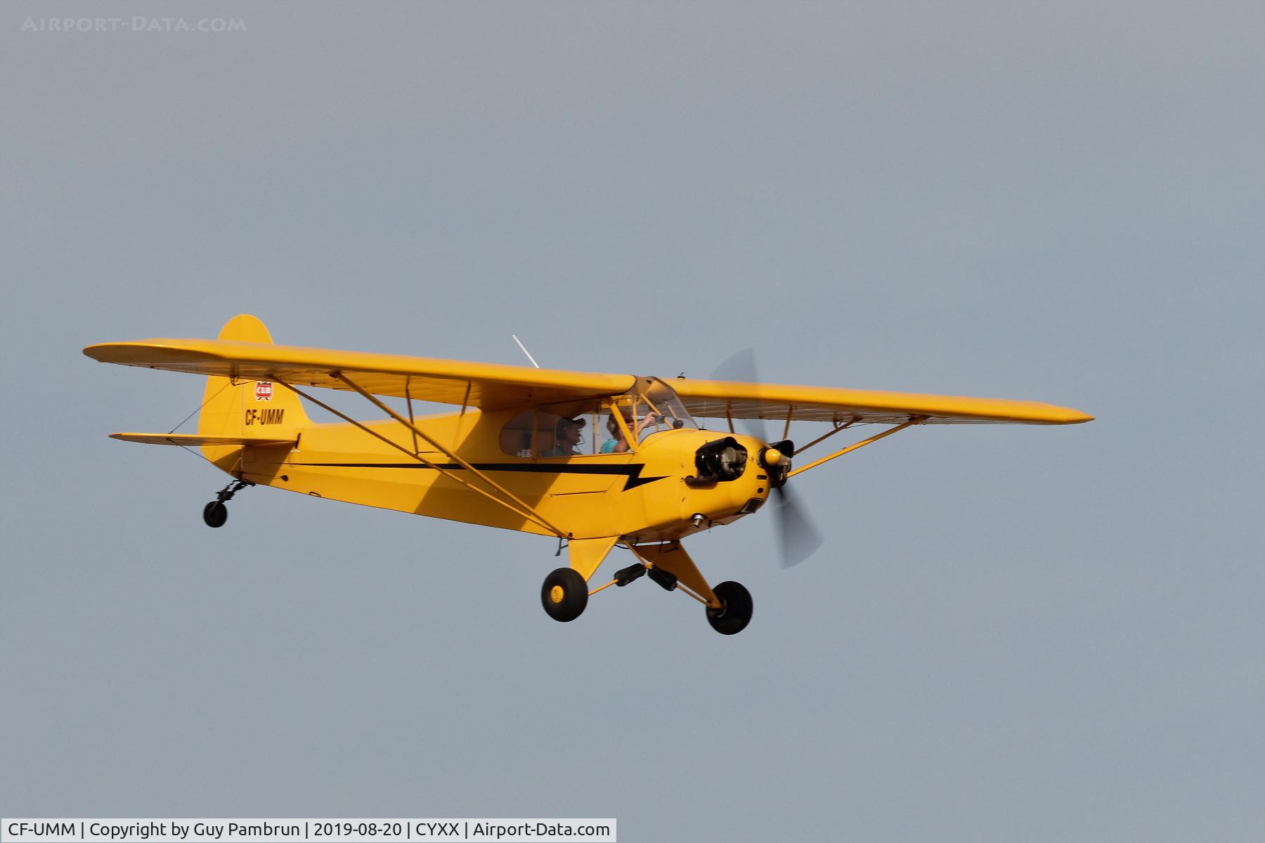 CF-UMM, 1941 Piper J3C-65 Cub Cub C/N 6411, Landing