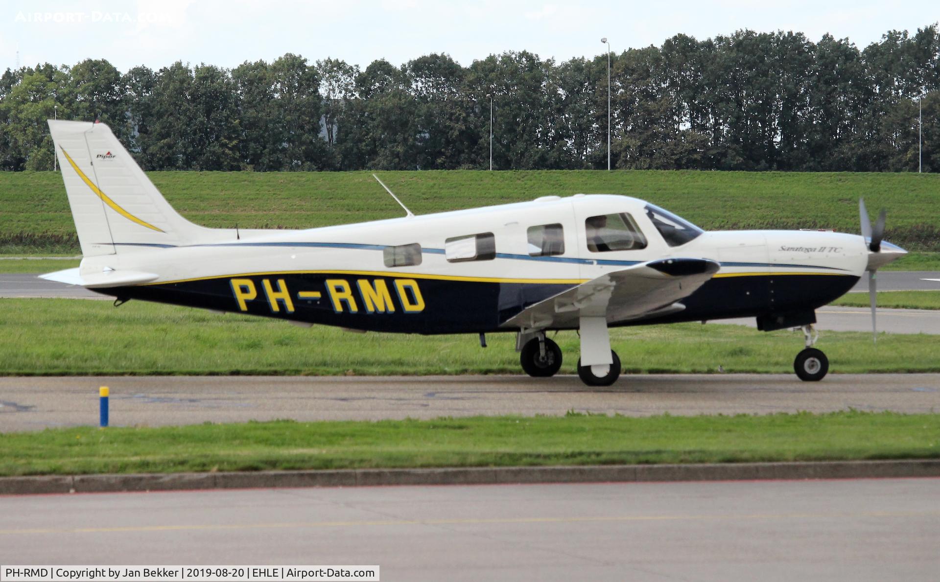 PH-RMD, 2002 Piper PA-32R-301T Turbo Saratoga C/N 32-57281, Lelystad Airport