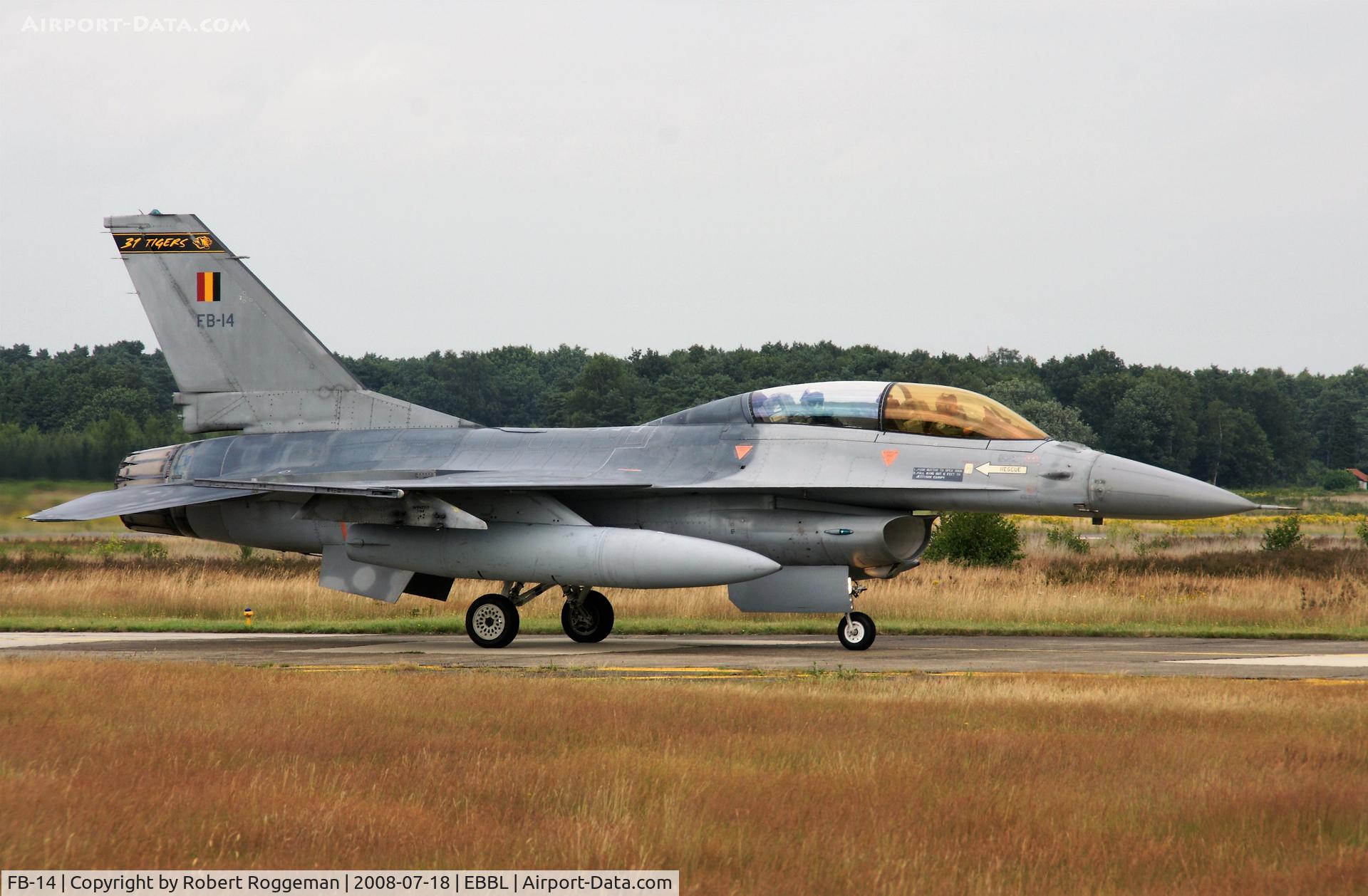 FB-14, 1983 SABCA F-16B Fighting Falcon C/N 6J-14, OPEN DAY.MLU.TAILBAND 31 SQD TIGERS.