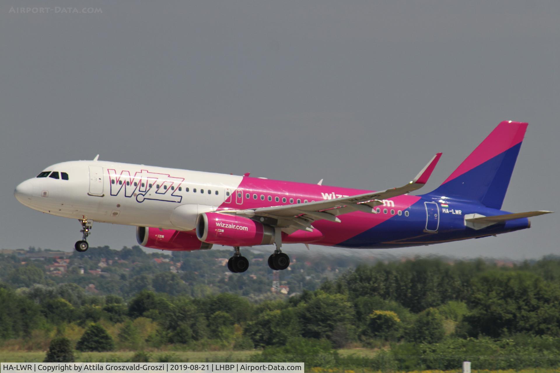 HA-LWR, 2013 Airbus A320-232 C/N 5604, LHBP/BUD - Budapest Ferihegy, Liszt Ferenc International Airport, Hungary