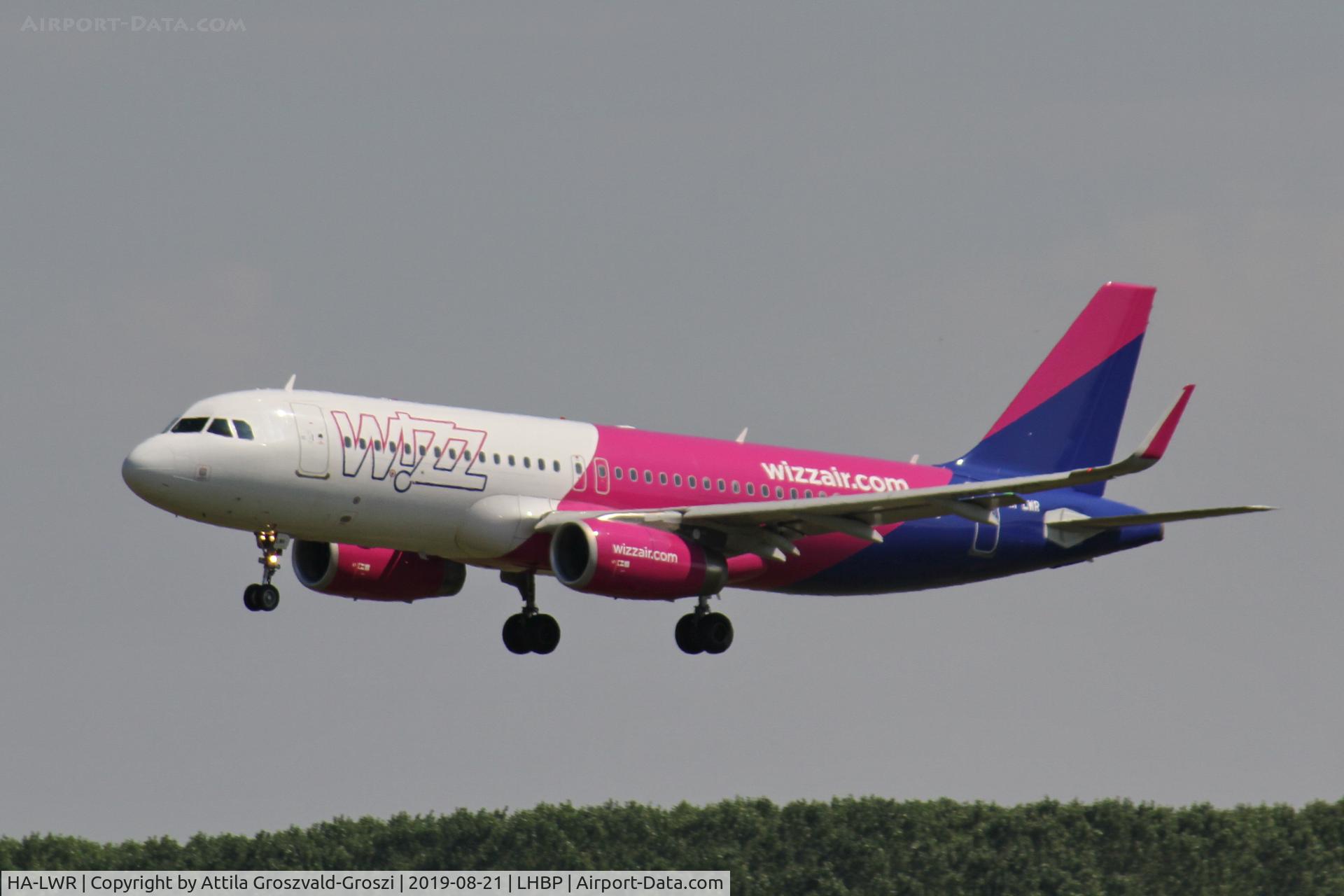 HA-LWR, 2013 Airbus A320-232 C/N 5604, LHBP/BUD - Budapest Ferihegy, Liszt Ferenc International Airport, Hungary