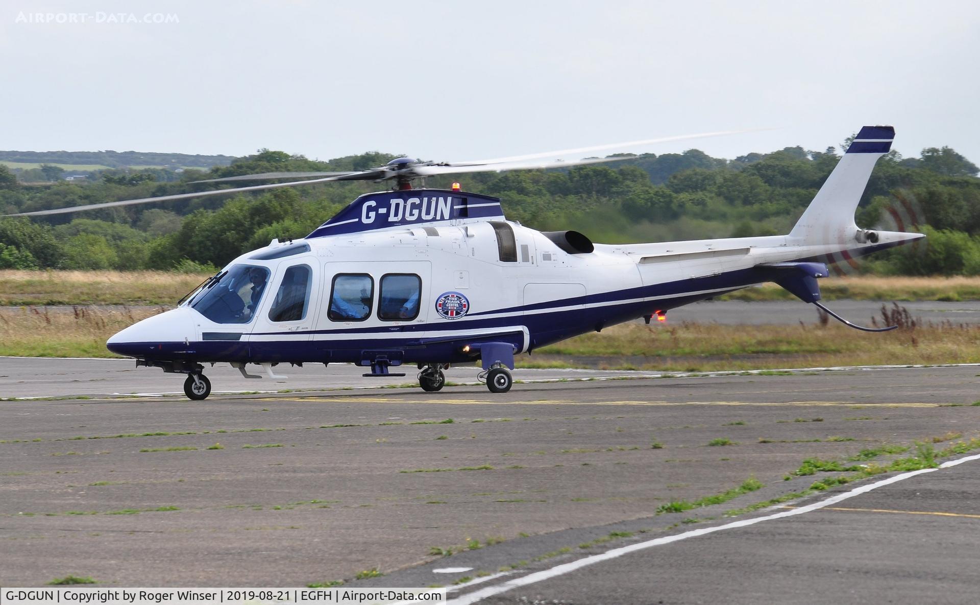 G-DGUN, 2010 AgustaWestland AW-109SP GrandNew C/N 22222, Visiting AW-109SP.