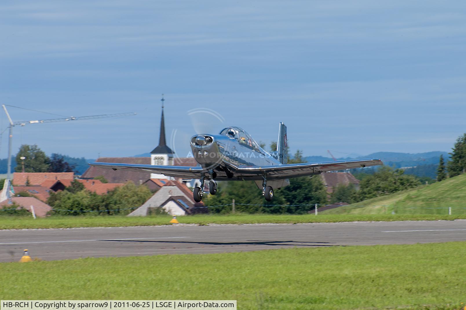 HB-RCH, 1955 Pilatus P3-05 C/N 456-5, Landing at at Ecuvillens.