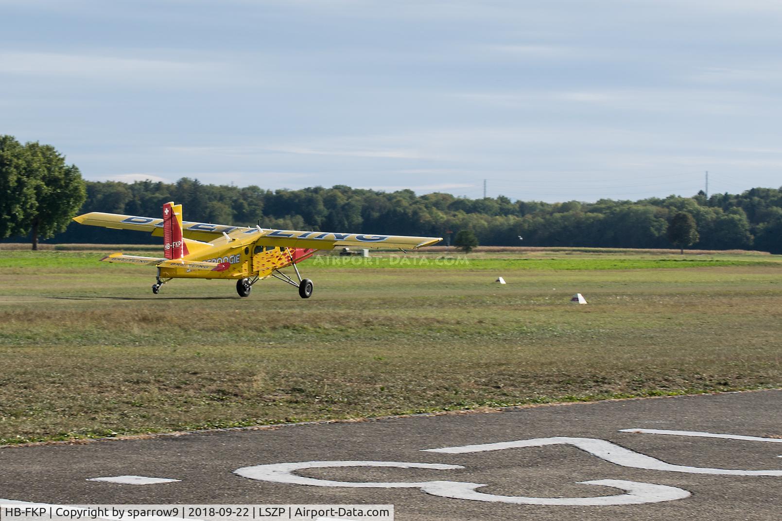 HB-FKP, 1990 Pilatus PC-6/B2-H4 Turbo Porter C/N 877, Landing at Biel-Kappelen after para-drop.