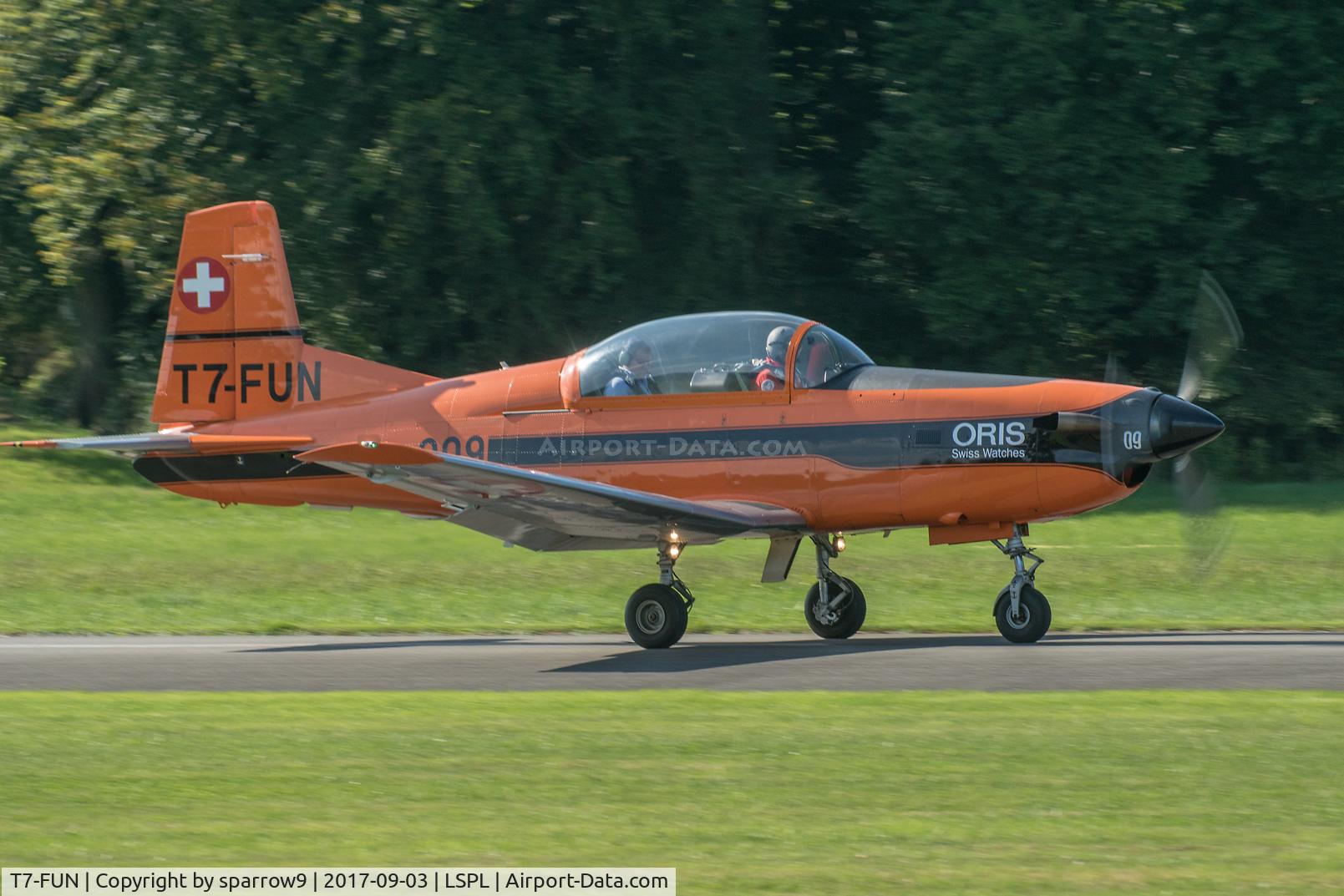 T7-FUN, 1982 Pilatus PC-7 C/N 317, At Fliegerchilbi Langenthal-Bleienbach.