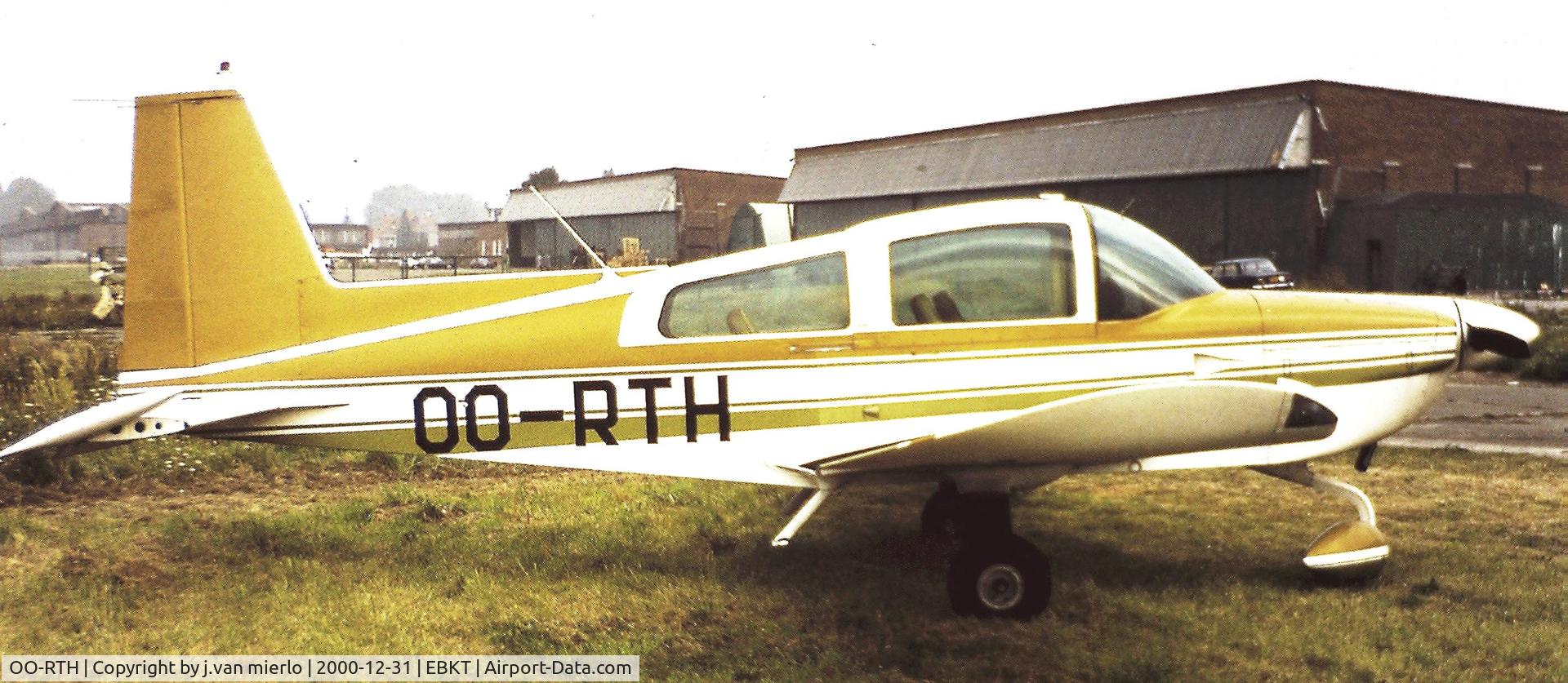 OO-RTH, Grumman American AA-5A Cheetah C/N AA5A-0975, RTC Wevelgem