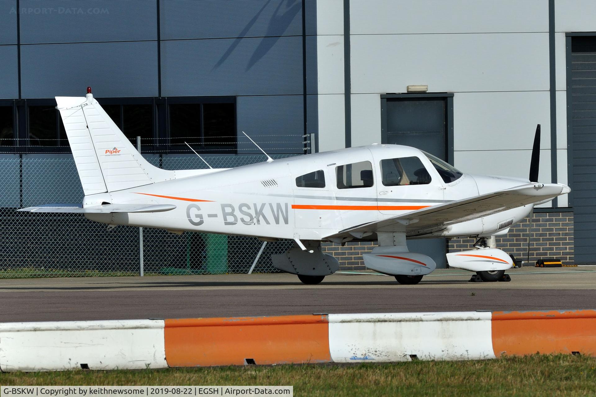 G-BSKW, 1989 Piper PA-28-181 Cherokee Archer II C/N 2890138, Overnight Visitor.