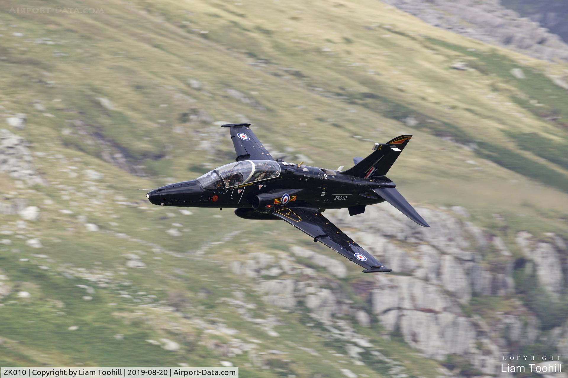 ZK010, 2005 British Aerospace Hawk T2 C/N RT001/1239, ZK010 low level