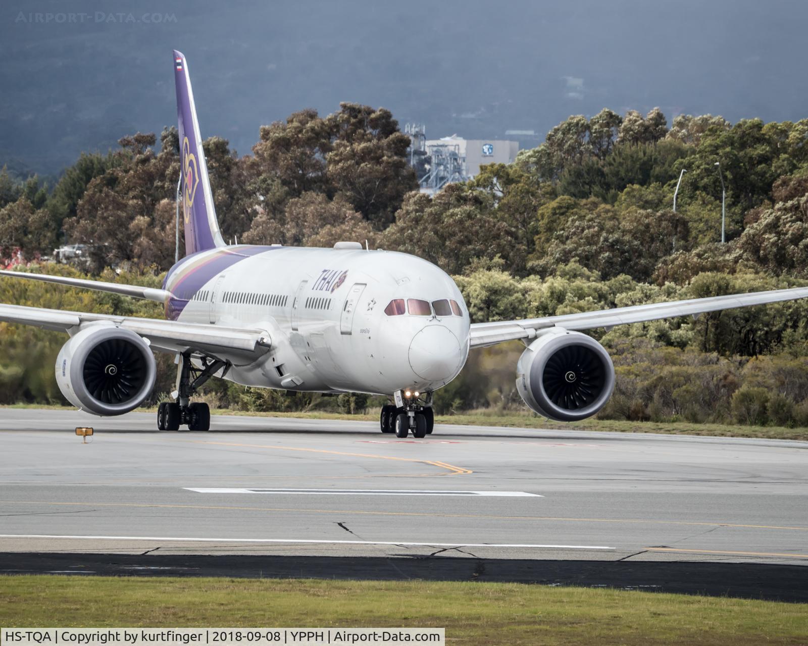 HS-TQA, 2014 Boeing 787-8 Dreamliner C/N 35315, Boeing 787 Thai International HS-TQA lining up Rwy 03 YPPH 080918