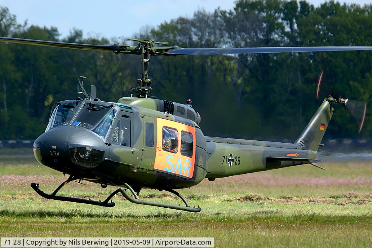 71 28, Bell (Dornier) UH-1D Iroquois (205) C/N 8188, 71+28 at Celle