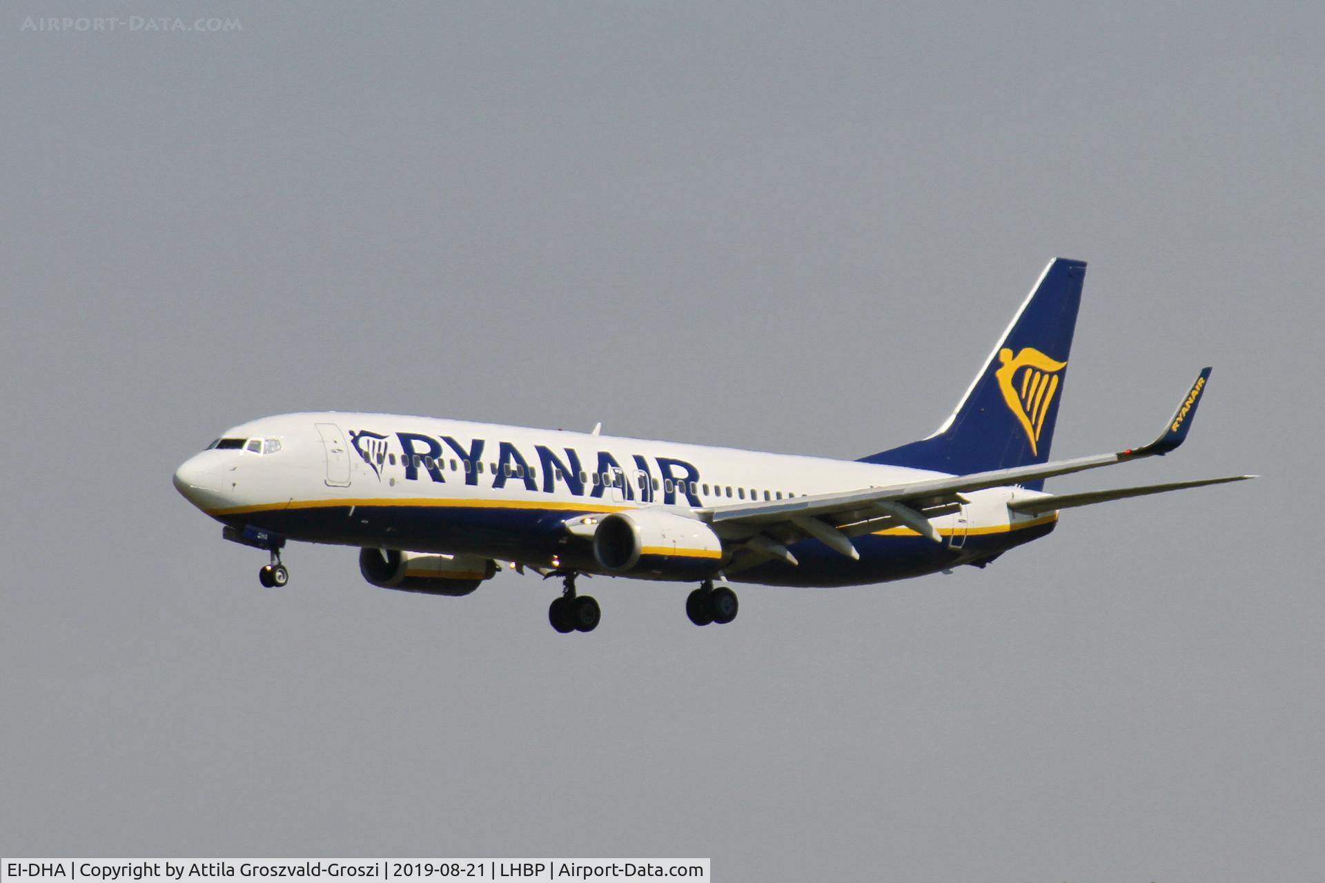 EI-DHA, 2005 Boeing 737-8AS C/N 33571, LHBP/BUD - Budapest Ferihegy, Liszt Ferenc International Airport, Hungary