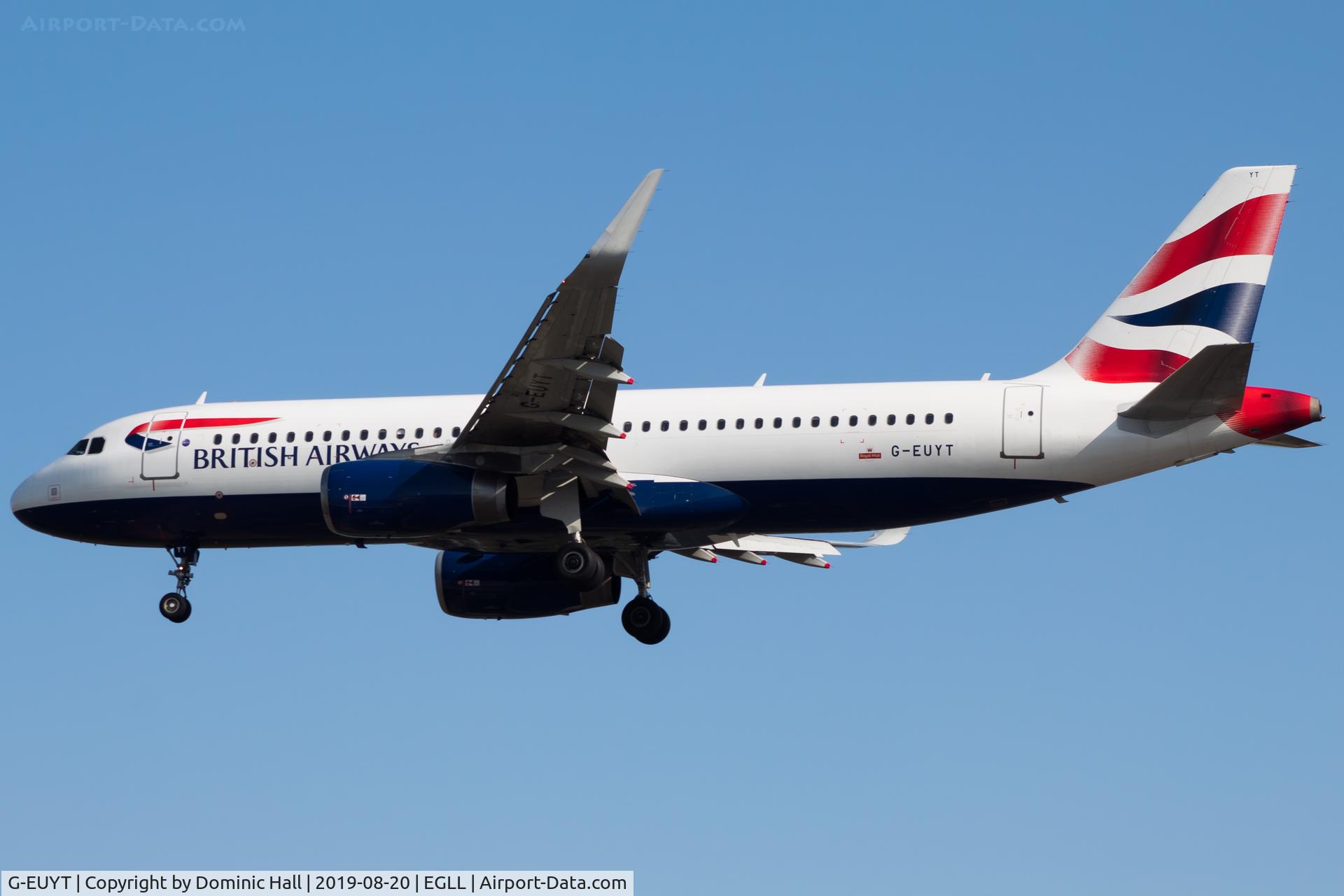G-EUYT, 2014 Airbus A320-232 C/N 5985, Landing RWY 27R