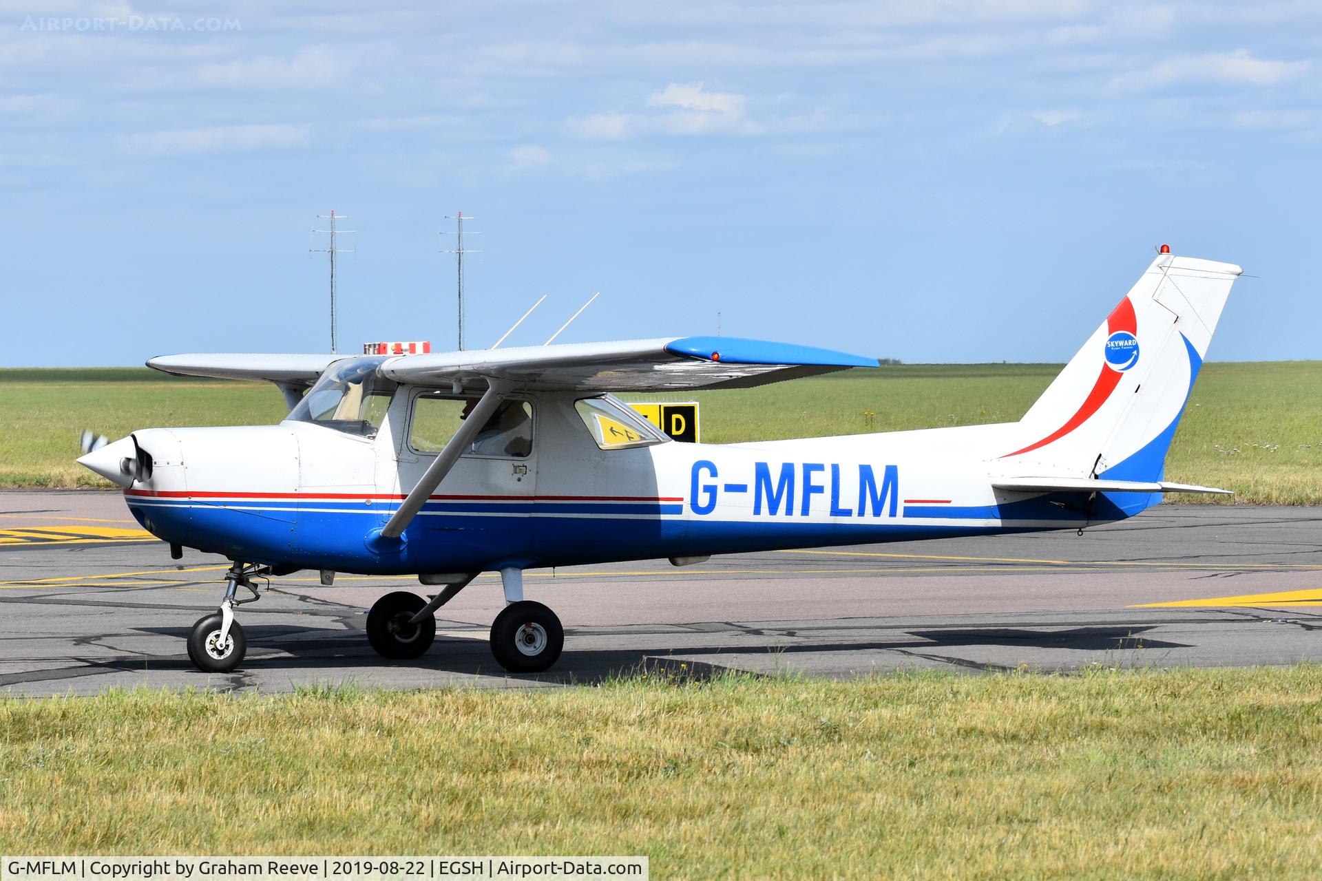 G-MFLM, 1977 Reims F152 C/N 1451, Just landed at Norwich.