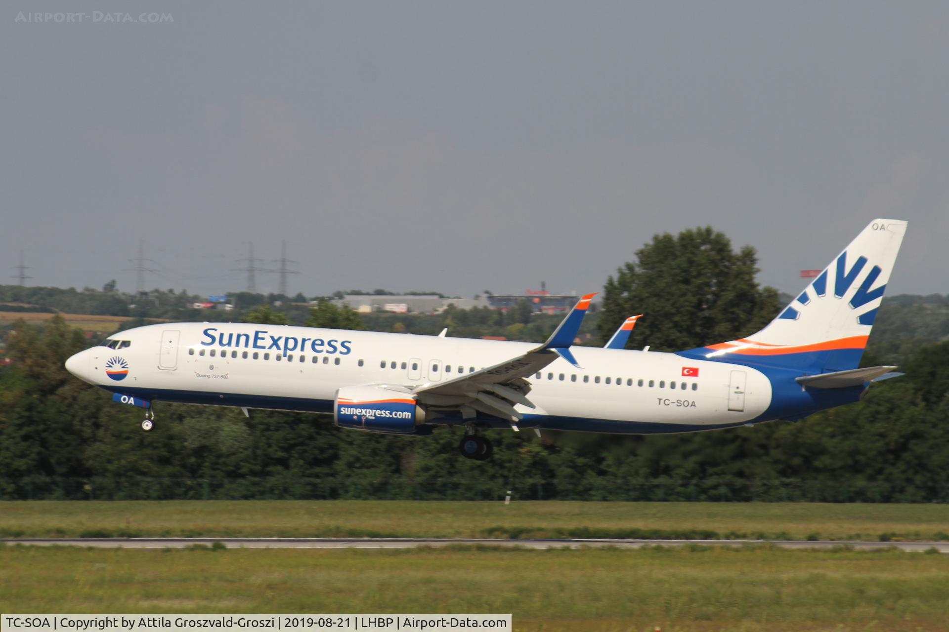TC-SOA, 2016 Boeing 737-8HC C/N 61184, LHBP/BUD - Budapest Ferihegy, Liszt Ferenc International Airport, Hungary