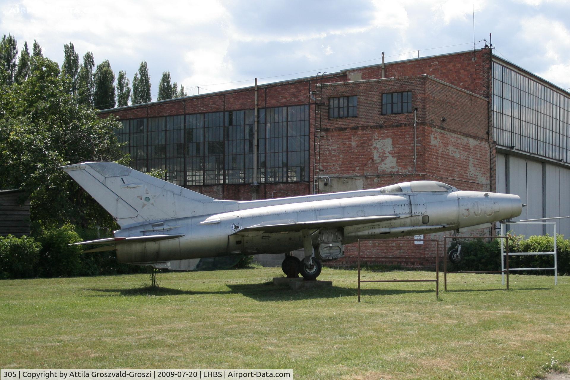 305, Mikoyan-Gurevich MiG-21F-13 C/N 741305, LHBS - Budaörs Airport, Hungary