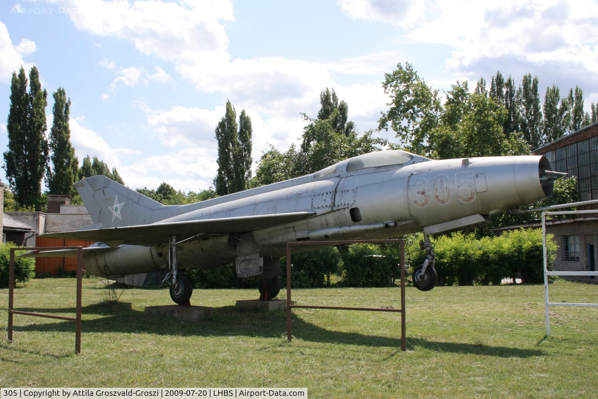 305, Mikoyan-Gurevich MiG-21F-13 C/N 741305, LHBS - Budaörs Airport, Hungary