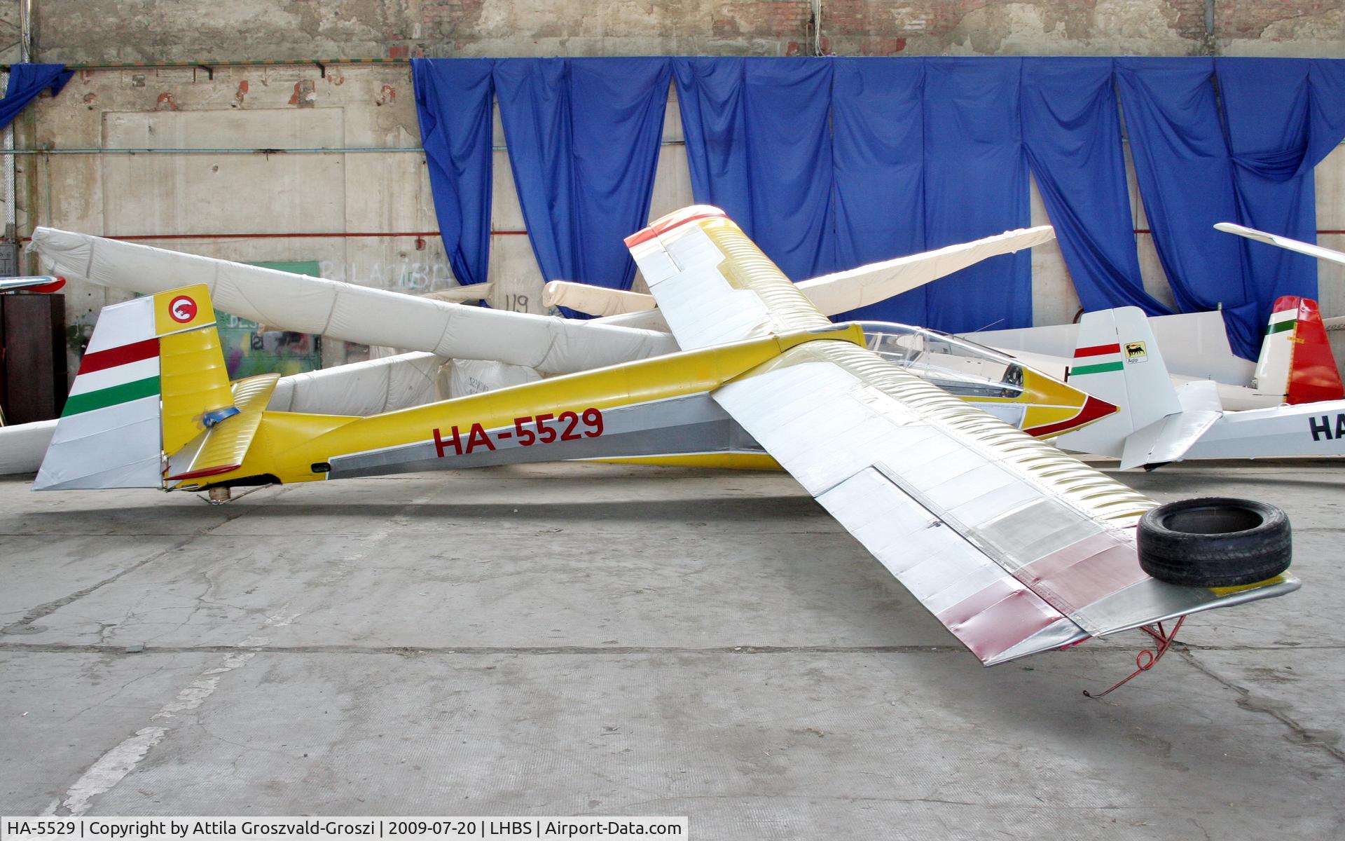 HA-5529, 1985 Rubik R-26SU Góbé 82 C/N AA800045, LHBS - Budaörs Airport, Hungary