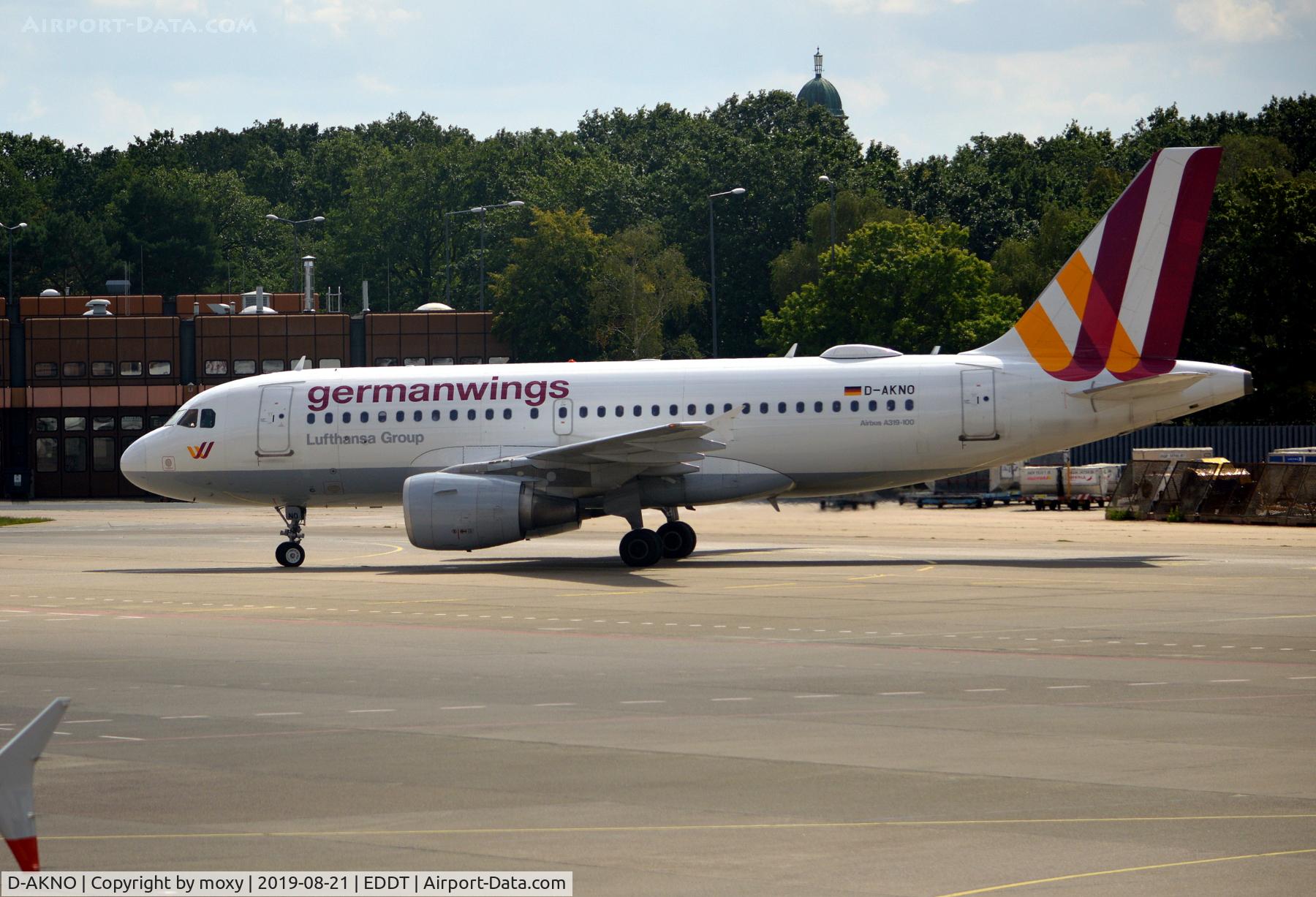 D-AKNO, 1999 Airbus A319-112 C/N 1147, Airbus A319-112 at Berlin Tegel.
