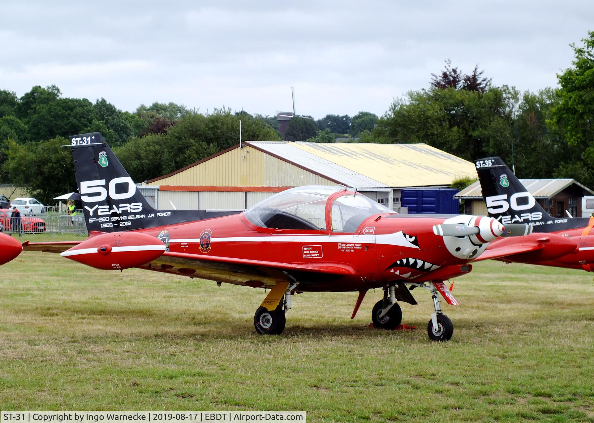 ST-31, SIAI-Marchetti SF-260M C/N 10-31, SIAI-Marchetti SF.260M of the 'Diables Rouges / Red Devils' Belgian Air Force Aerobatic Team at the 2019 Fly-in at Diest/Schaffen airfield