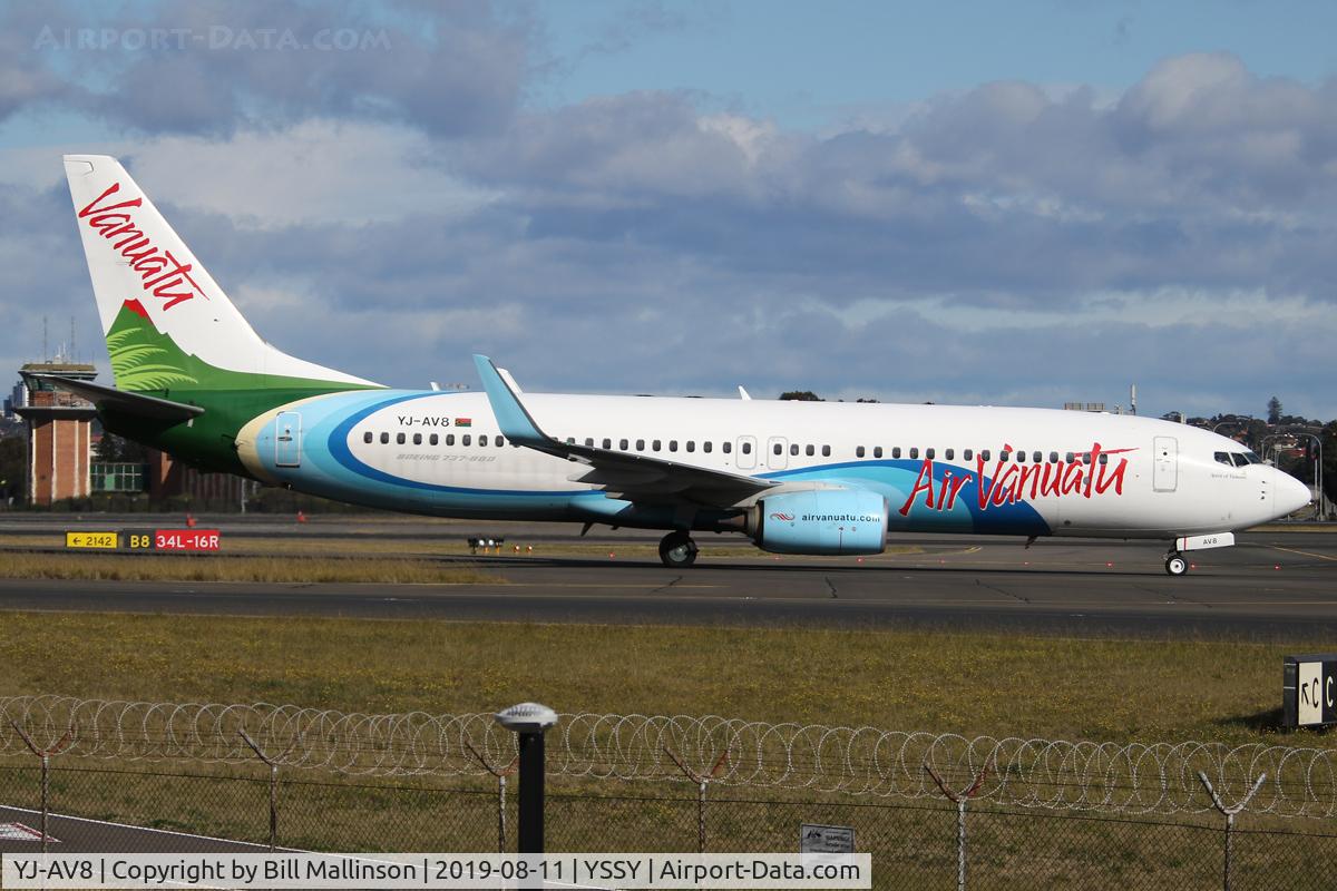 YJ-AV8, 2016 Boeing 737-8SH C/N 42052, NF 10