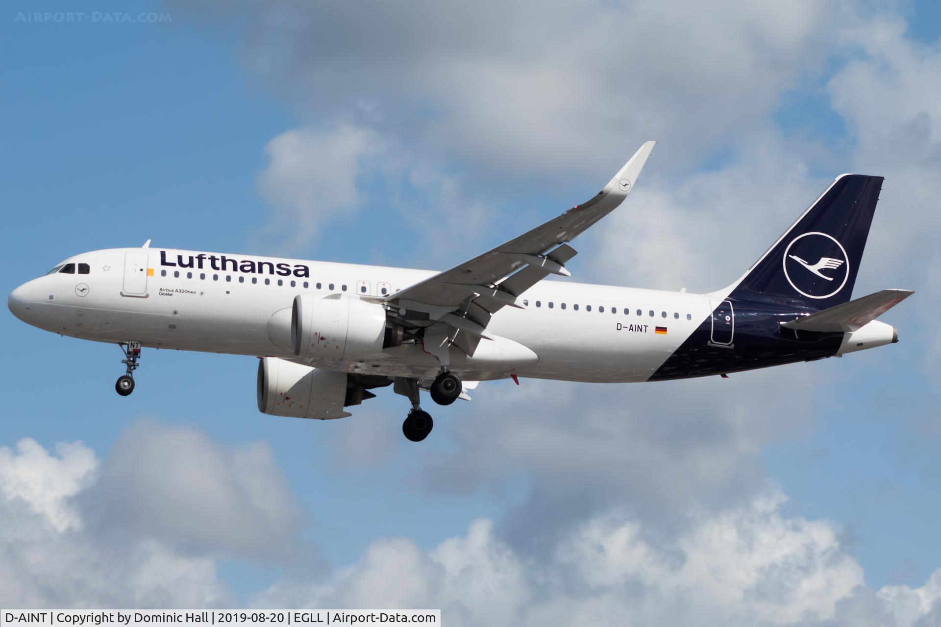 D-AINT, 2019 Airbus A320-271NEO C/N 8708, Landing RWY 27R