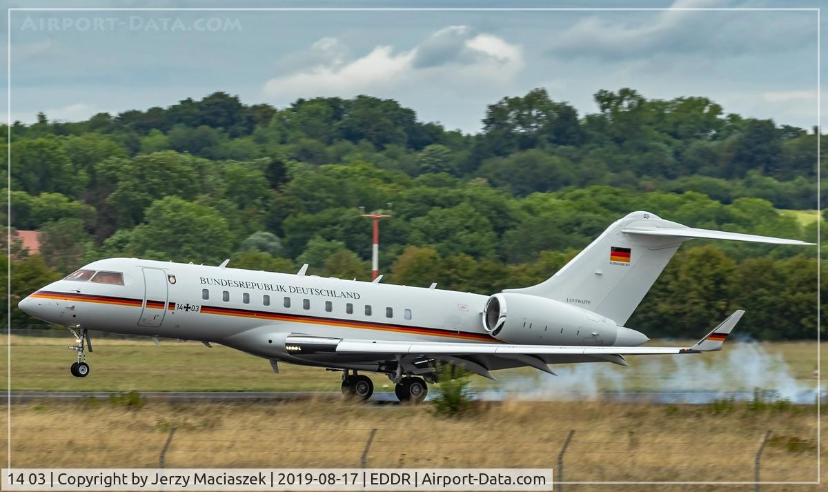 14 03, 2010 Bombardier BD-700-1A11 Global 5000 C/N 9411, Global Express