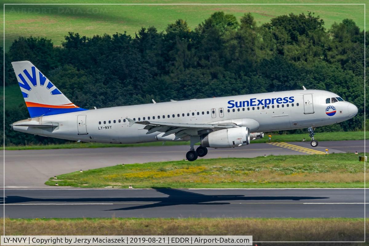 LY-NVY, 2002 Airbus A320-232 C/N 1909, Airbus A320-232