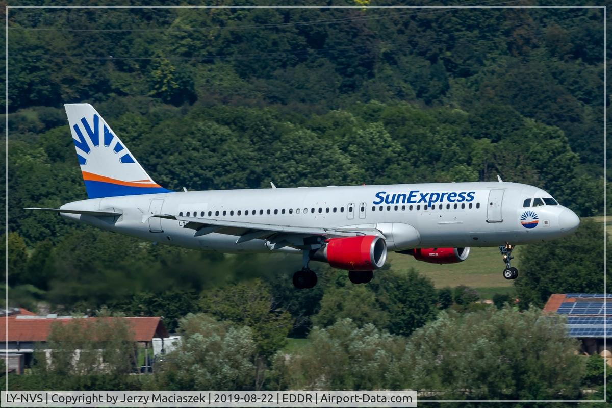 LY-NVS, 2002 Airbus A320-214 C/N 1757, Airbus A320-214