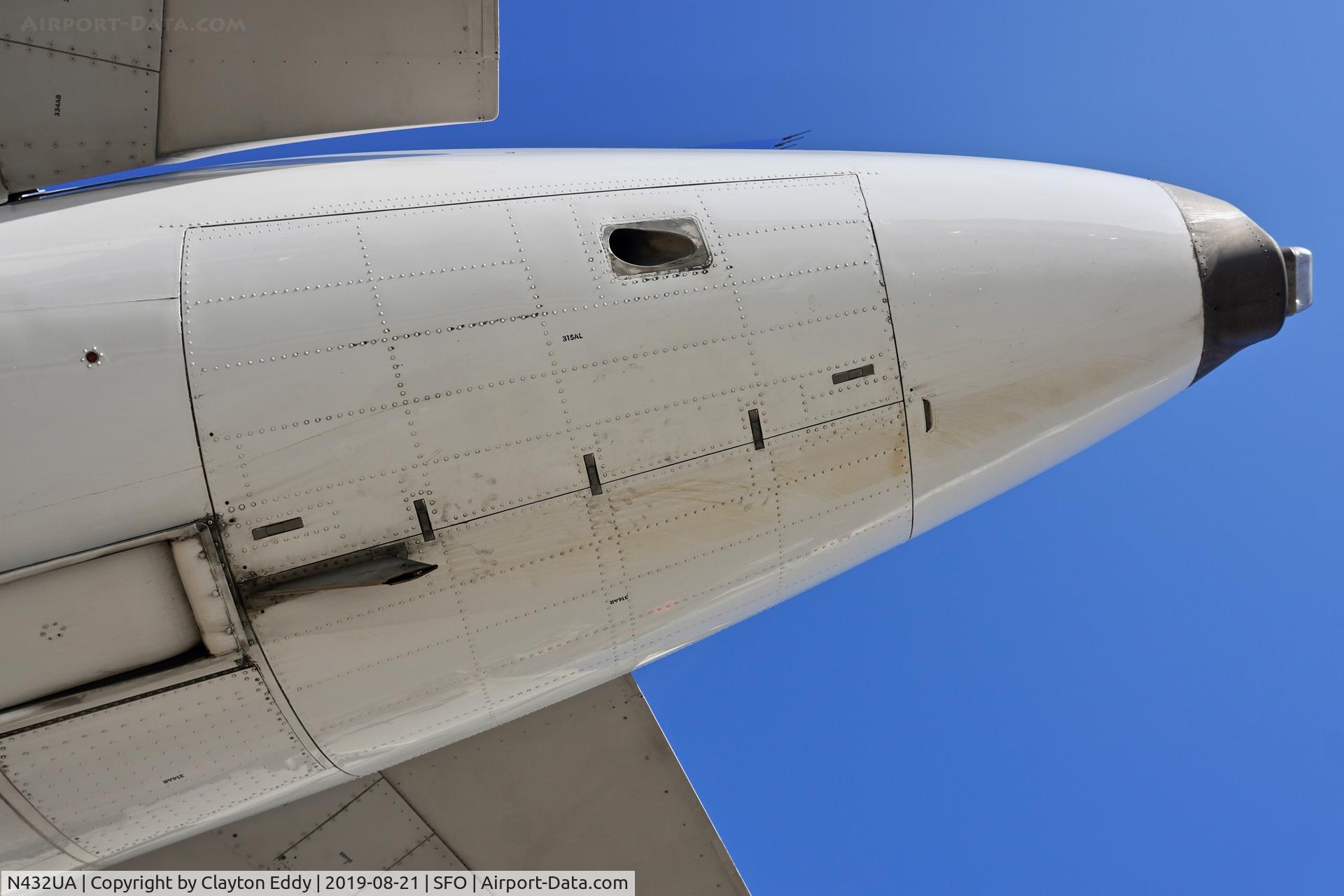 N432UA, 1996 Airbus A320-232 C/N 587, SFO 2019.