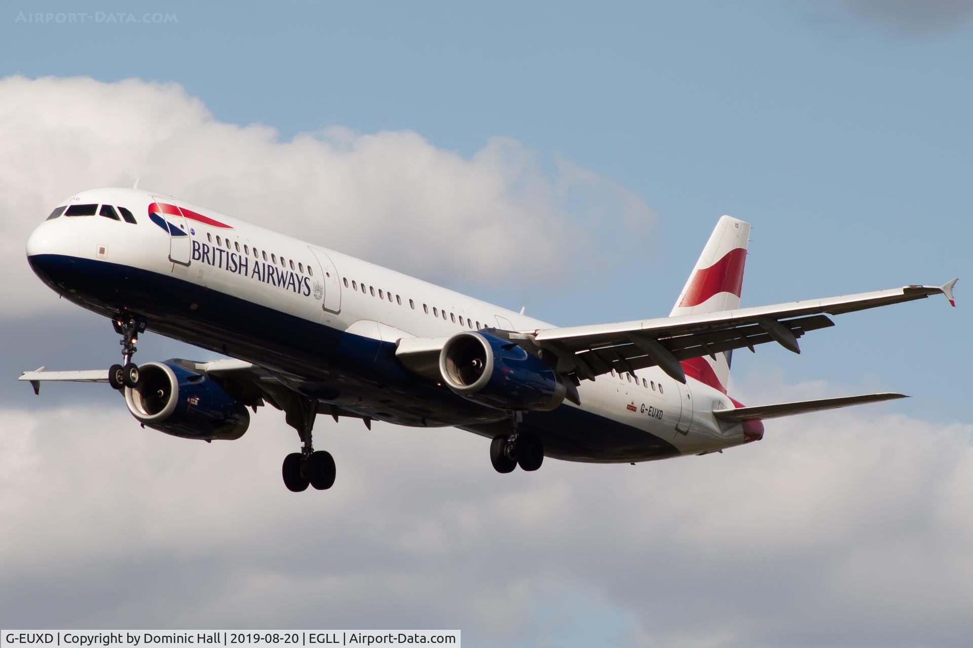 G-EUXD, 2004 Airbus A321-231 C/N 2320, Landing RWY 27L