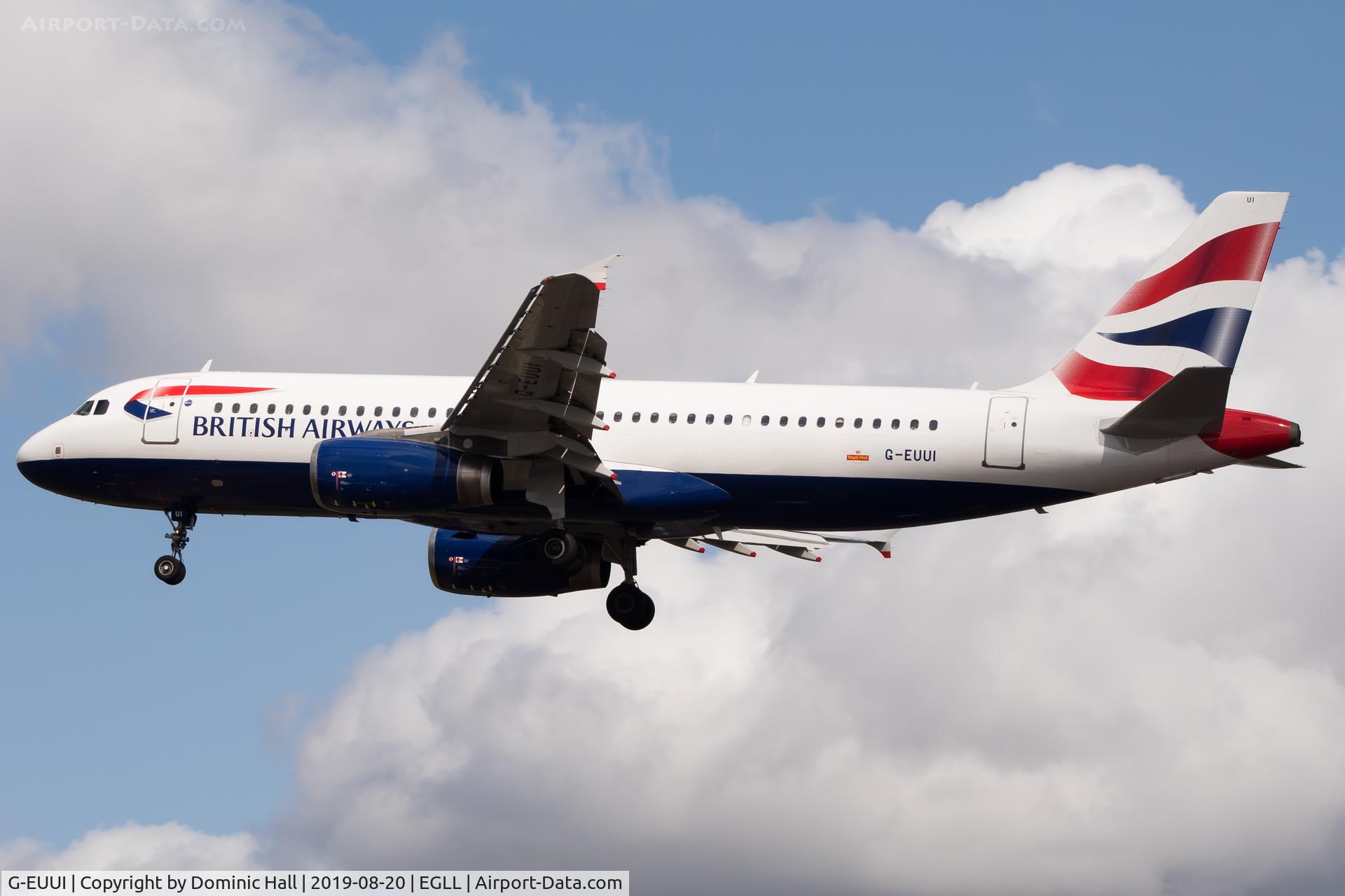 G-EUUI, 2002 Airbus A320-232 C/N 1871, Landing RWY 27R