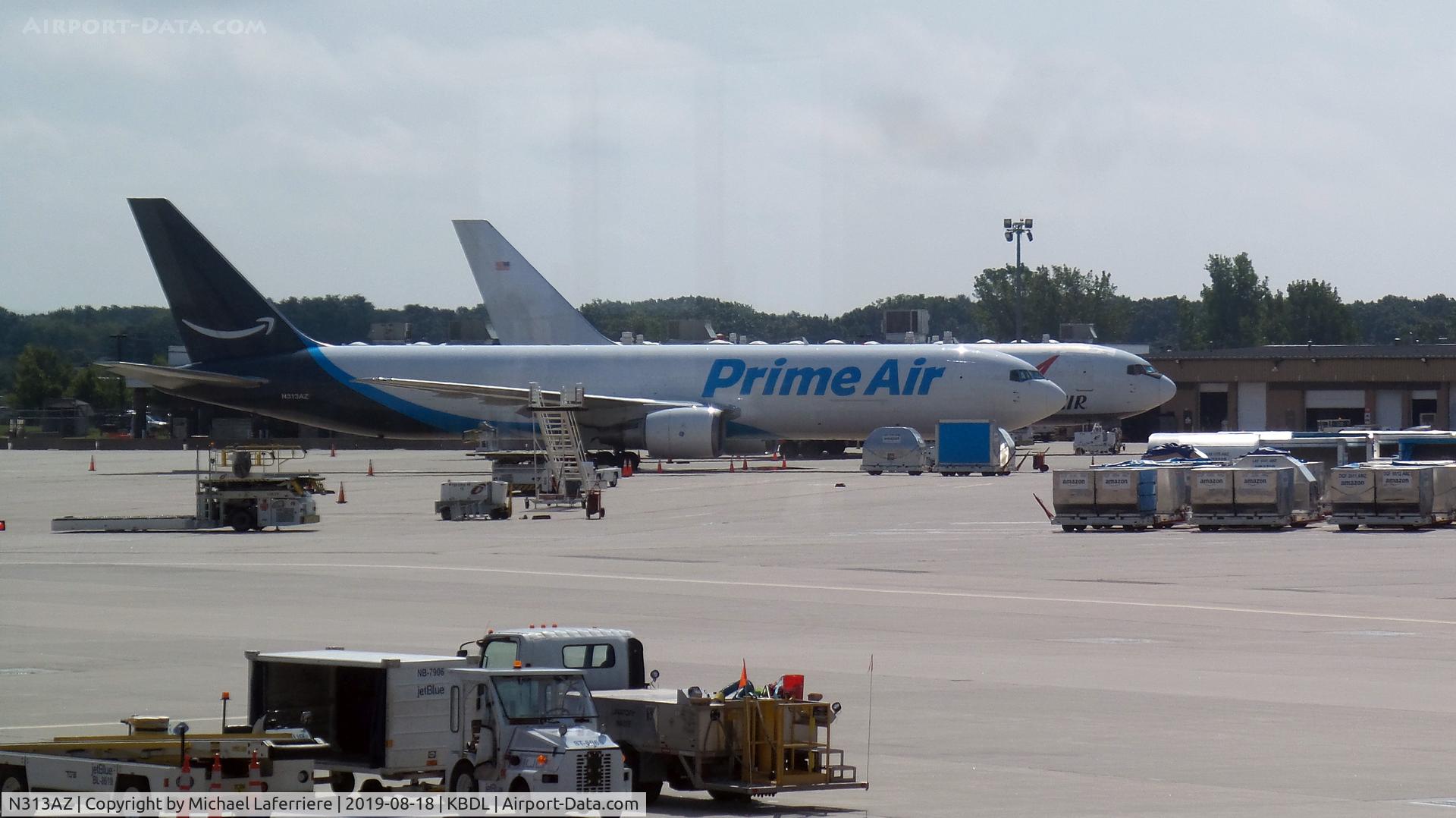 N313AZ, 1990 Boeing 767-338 C/N 24930, Amazon Prime Air at Bradley Airport